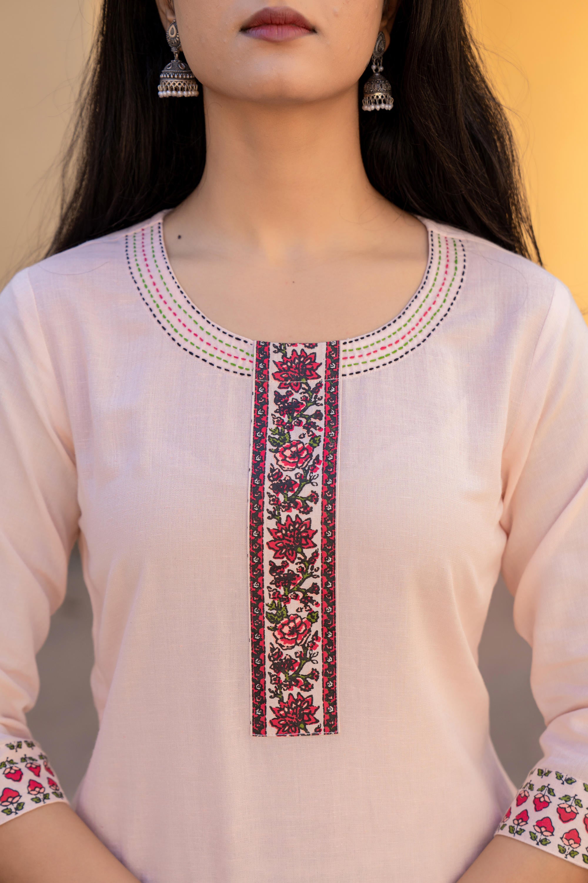 Peach Floral Printed Viscose Kurta & Palazzo With Thread Work