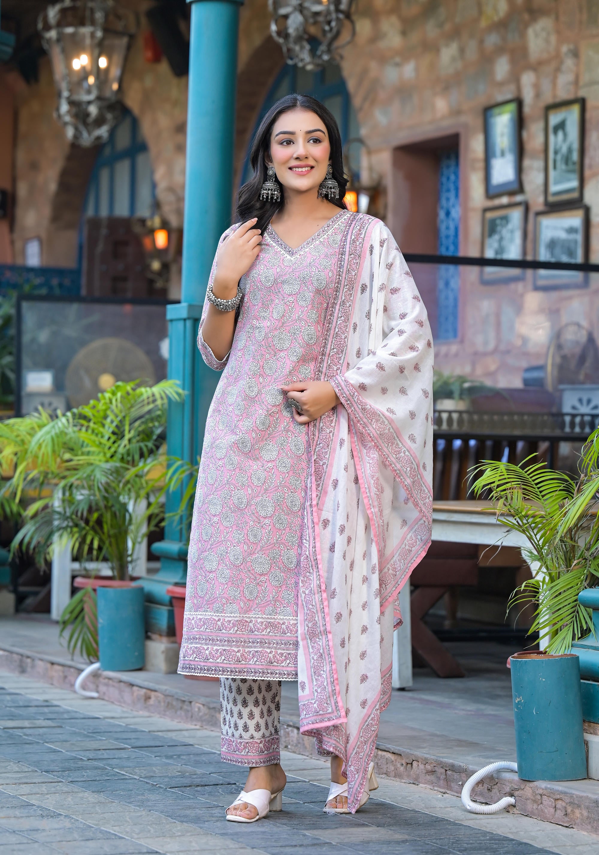 Pink Floral Printed Cotton Kurta Pant And Dupatta Set With Lace