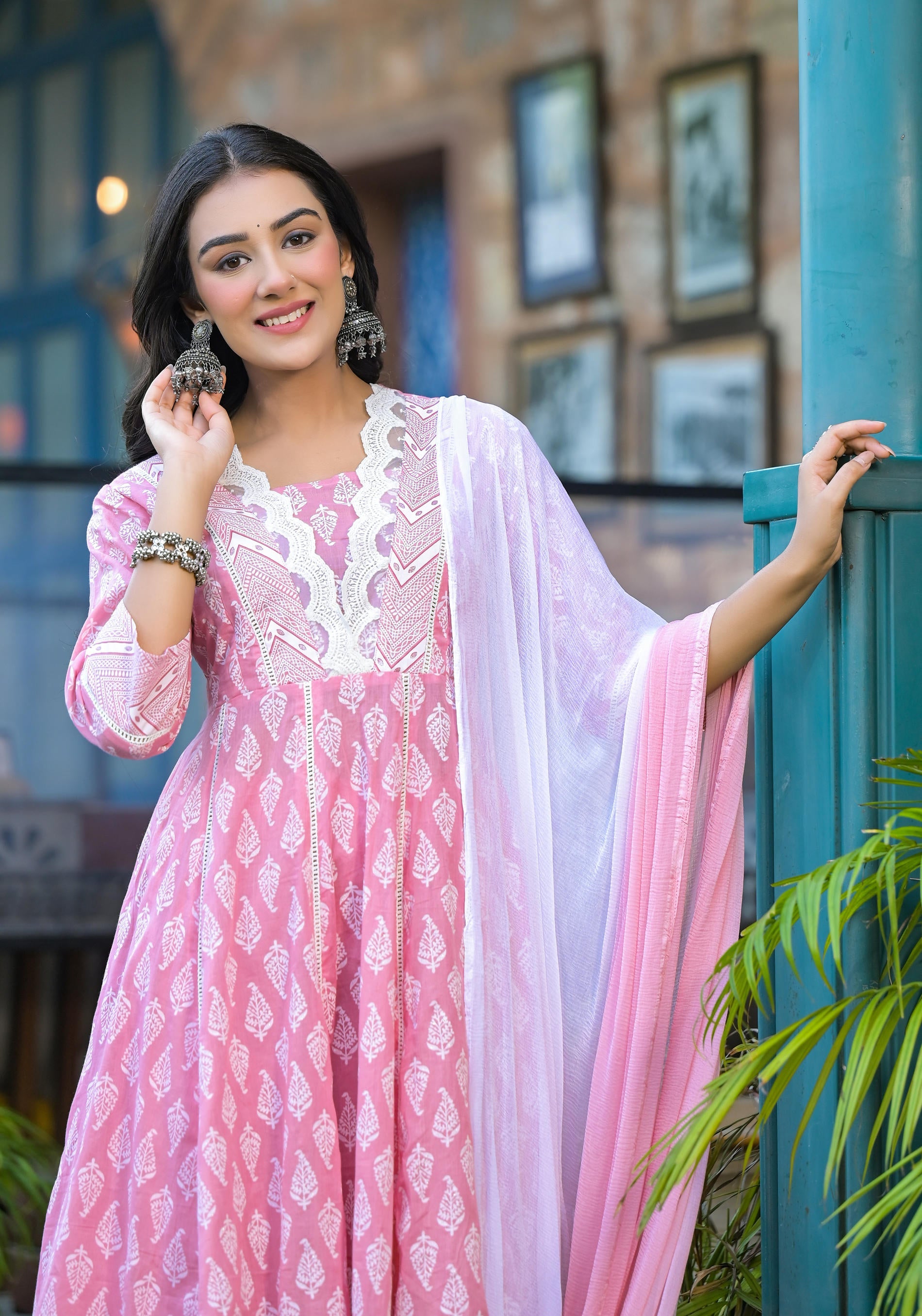 Powder Rose Lace-Trim Printed Kurta Set with Dupatta