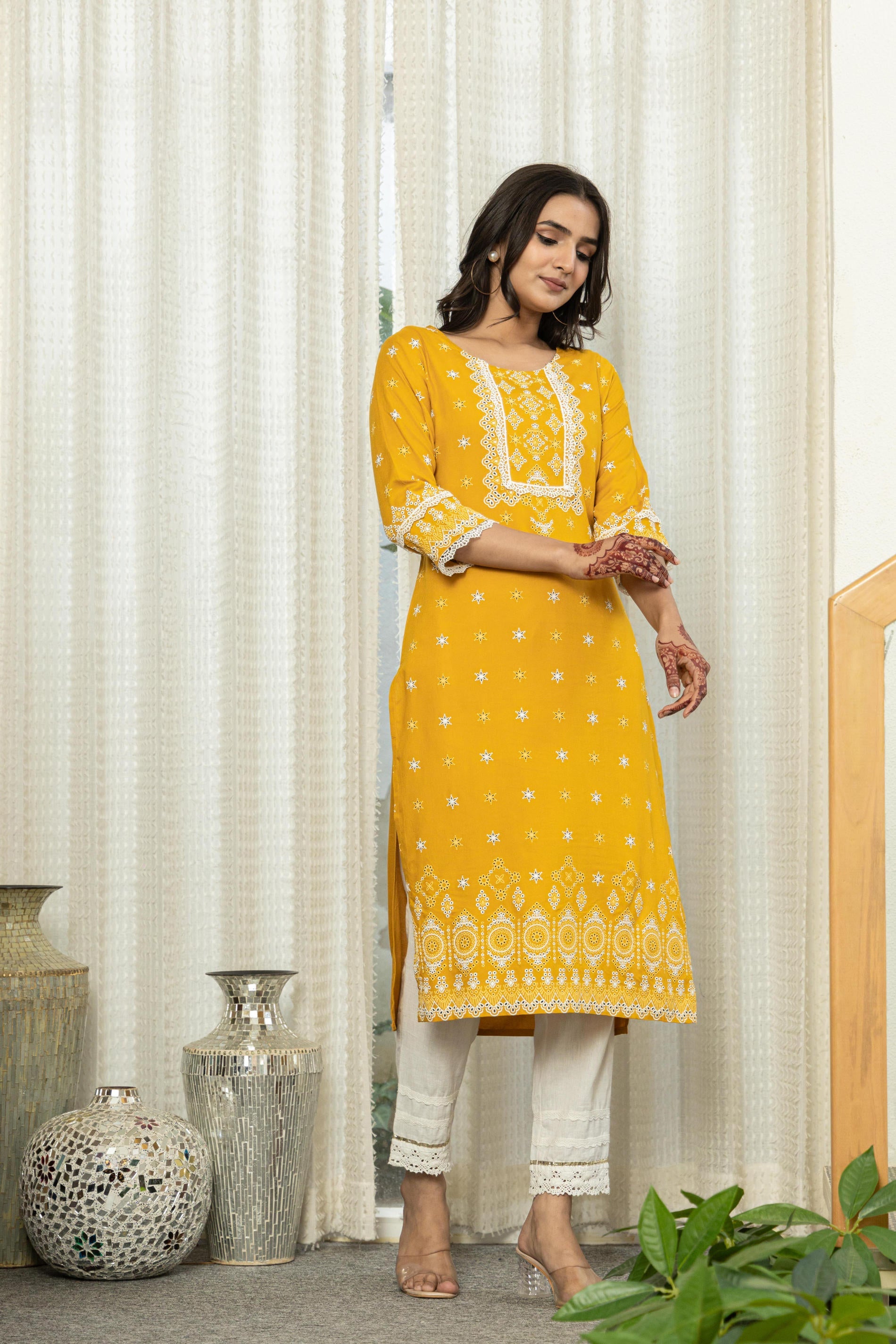 Mustard Ethnic Motif Printed Viscose Kurta With Lace