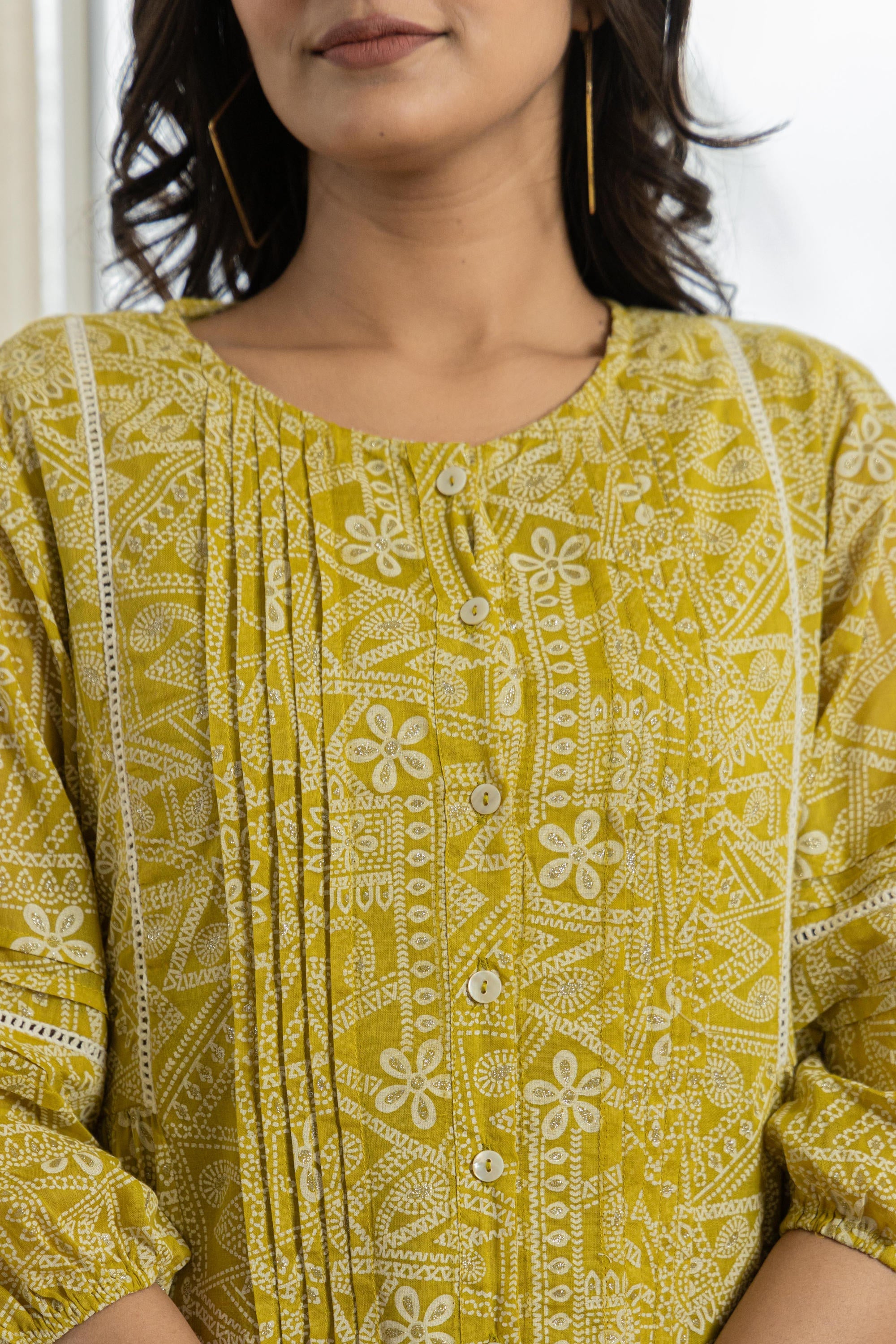 Lemon Ethnic Motif Printed Cotton Kurta With Button Closure
