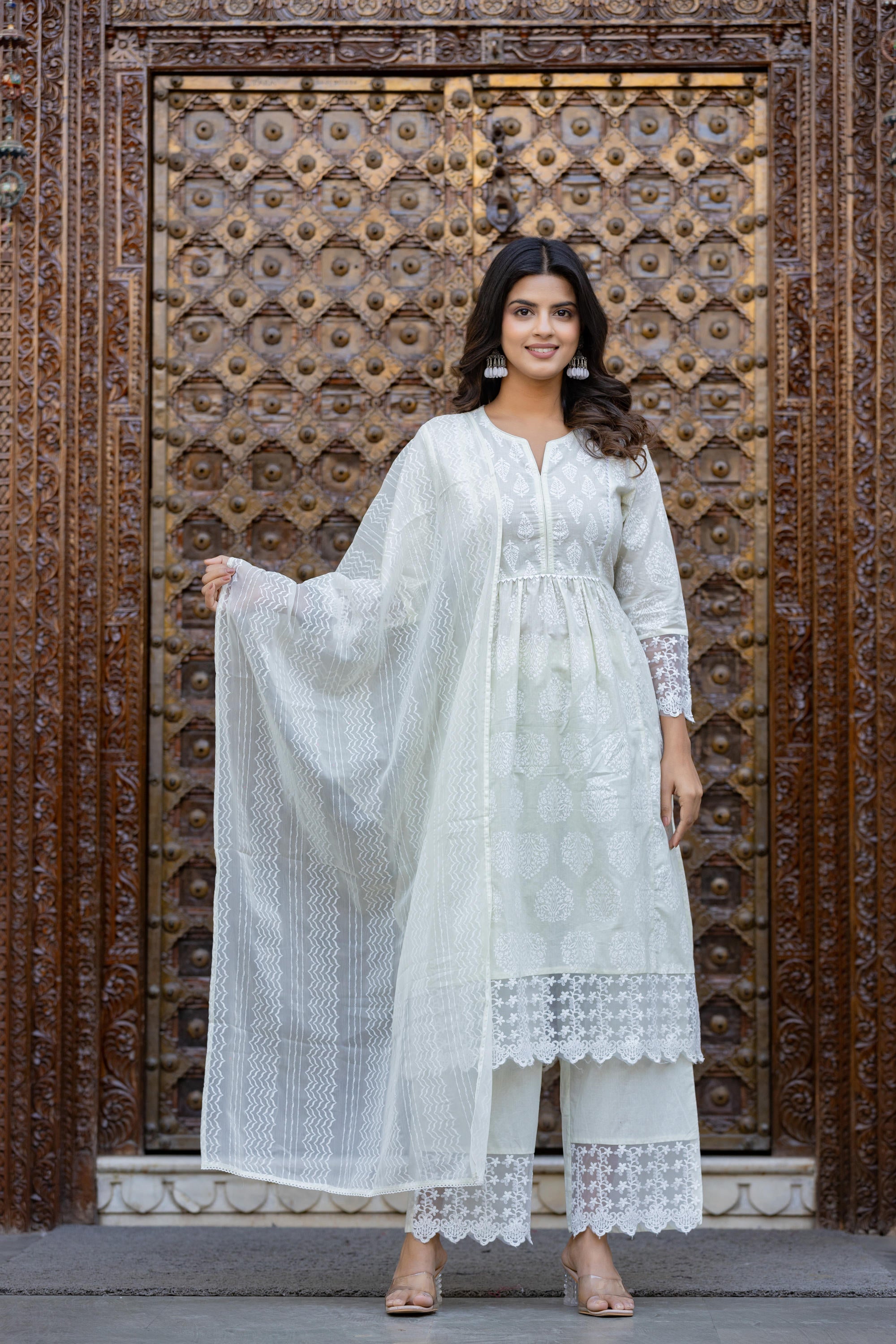 White Ethnic Motif Printed Cotton Kurta Set With Lace & Thread Work
