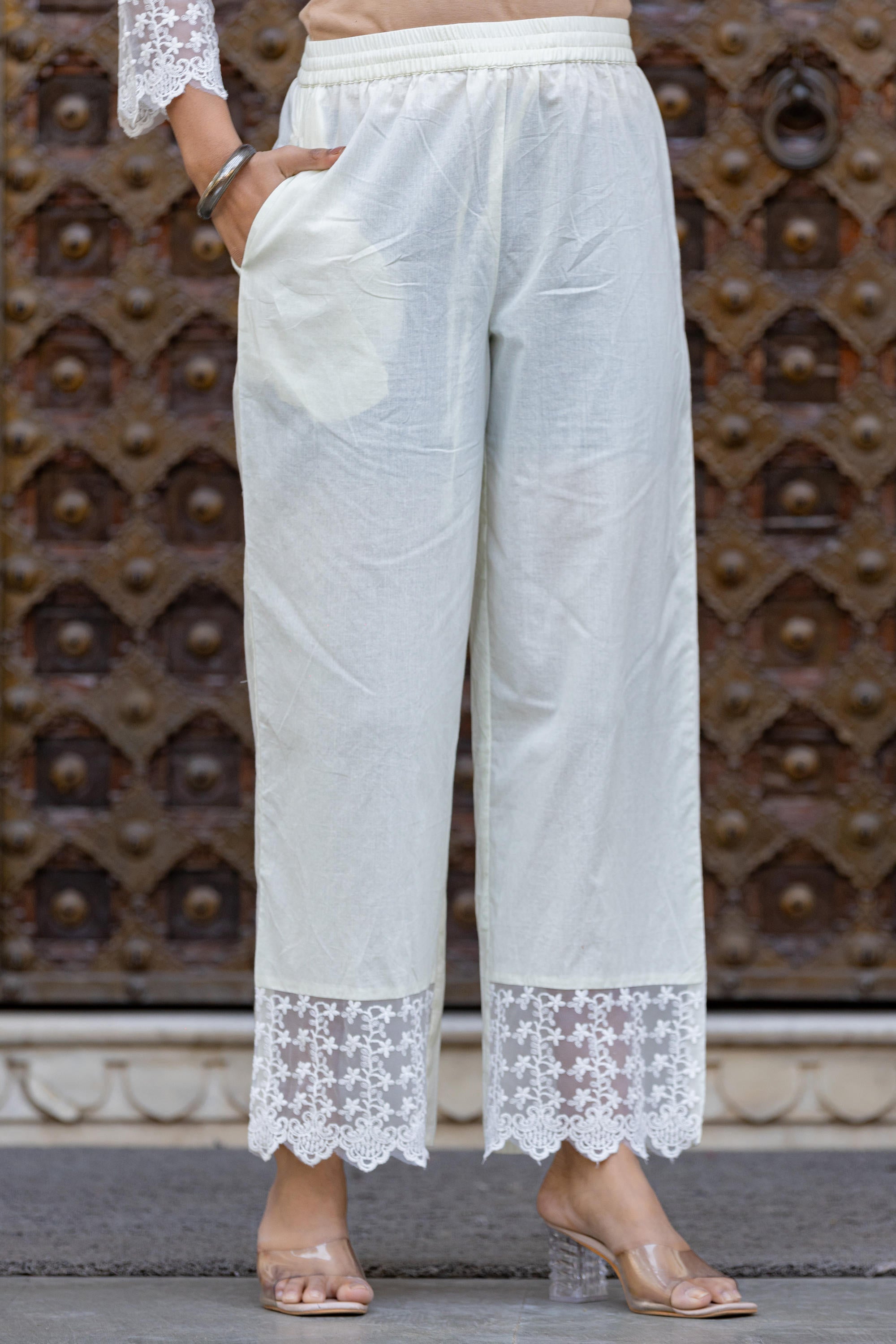 White Ethnic Motif Printed Cotton Kurta Set With Lace & Thread Work