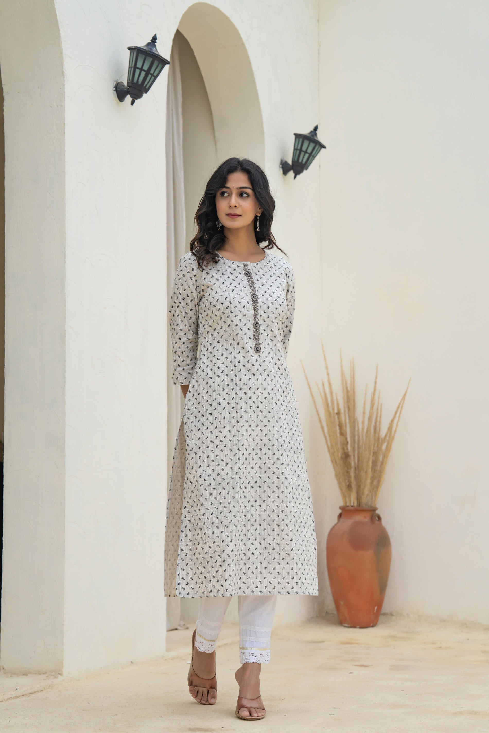 White Minimal Motif Printed Kurta