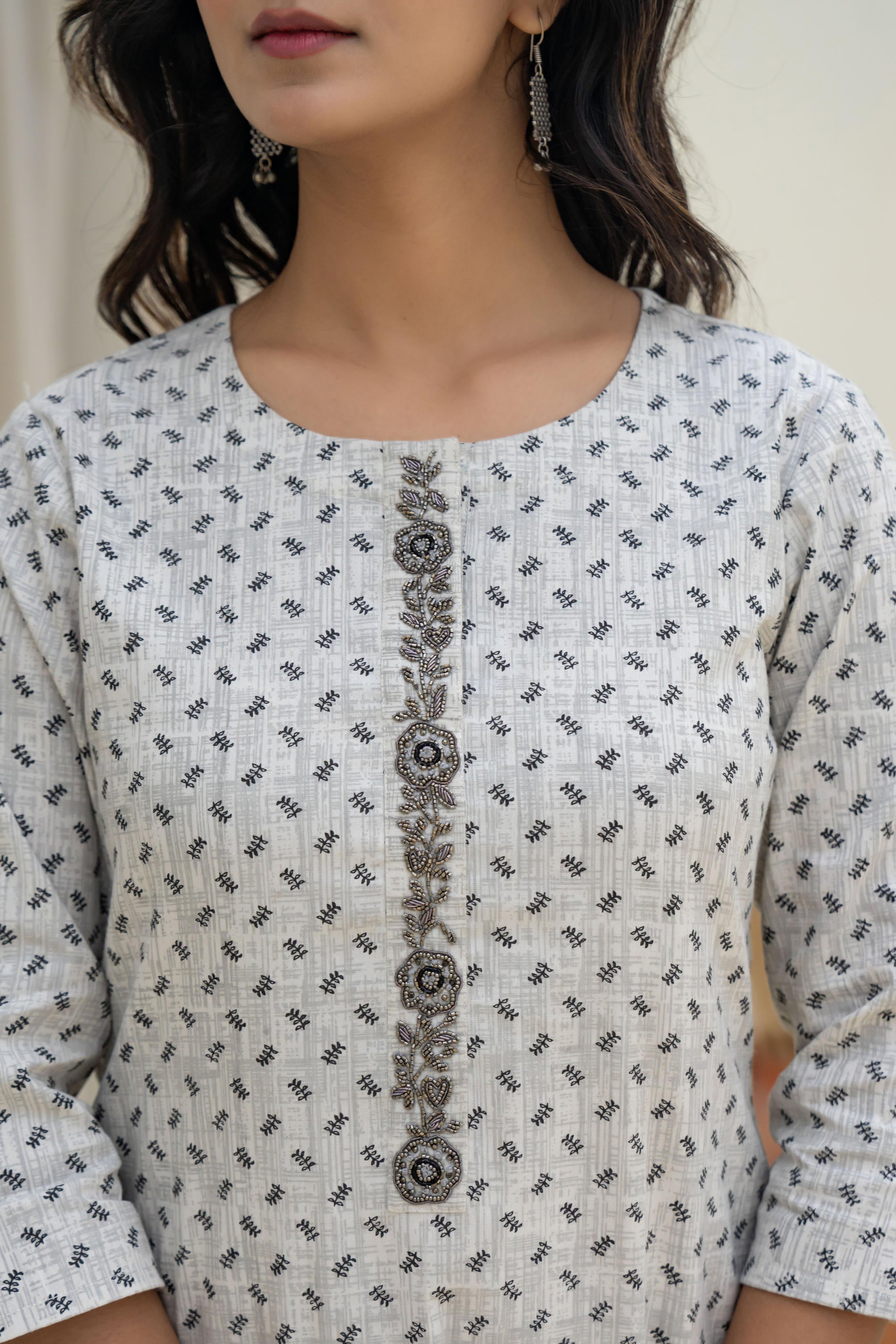 White Minimal Motif Printed Kurta
