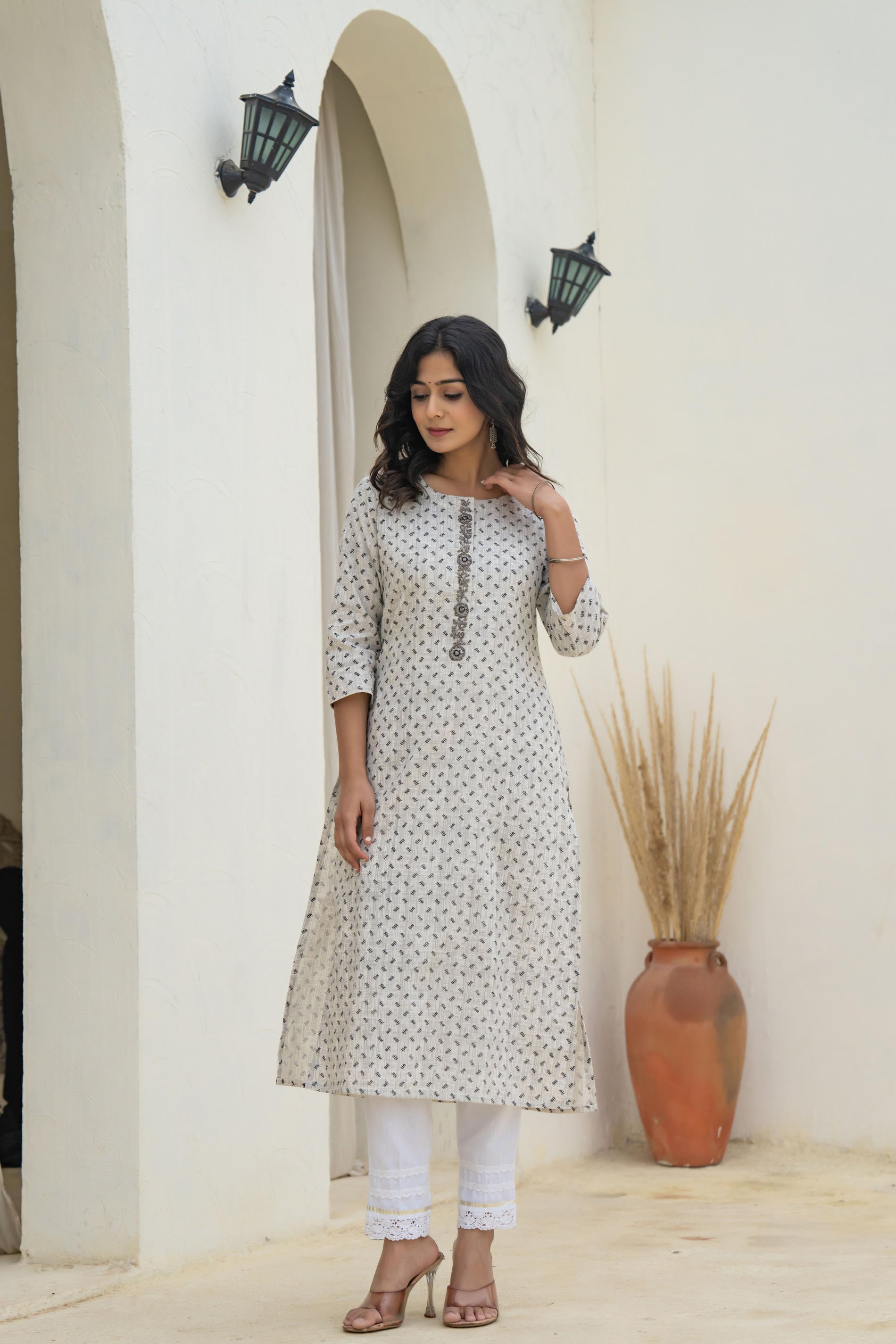 White Minimal Motif Printed Kurta