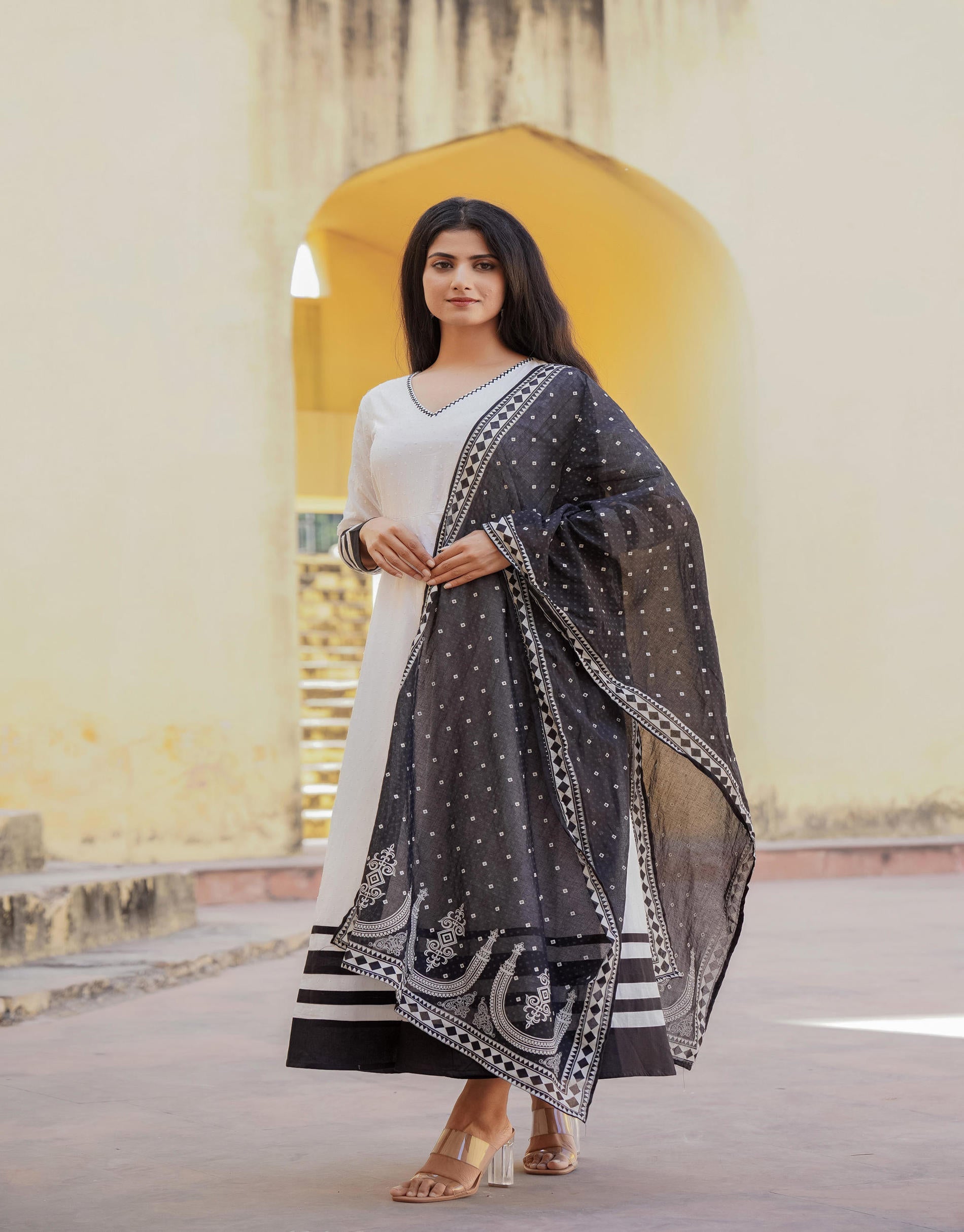 White Ethnic Motif Printed Dress & Dupatta Set With Thread Work