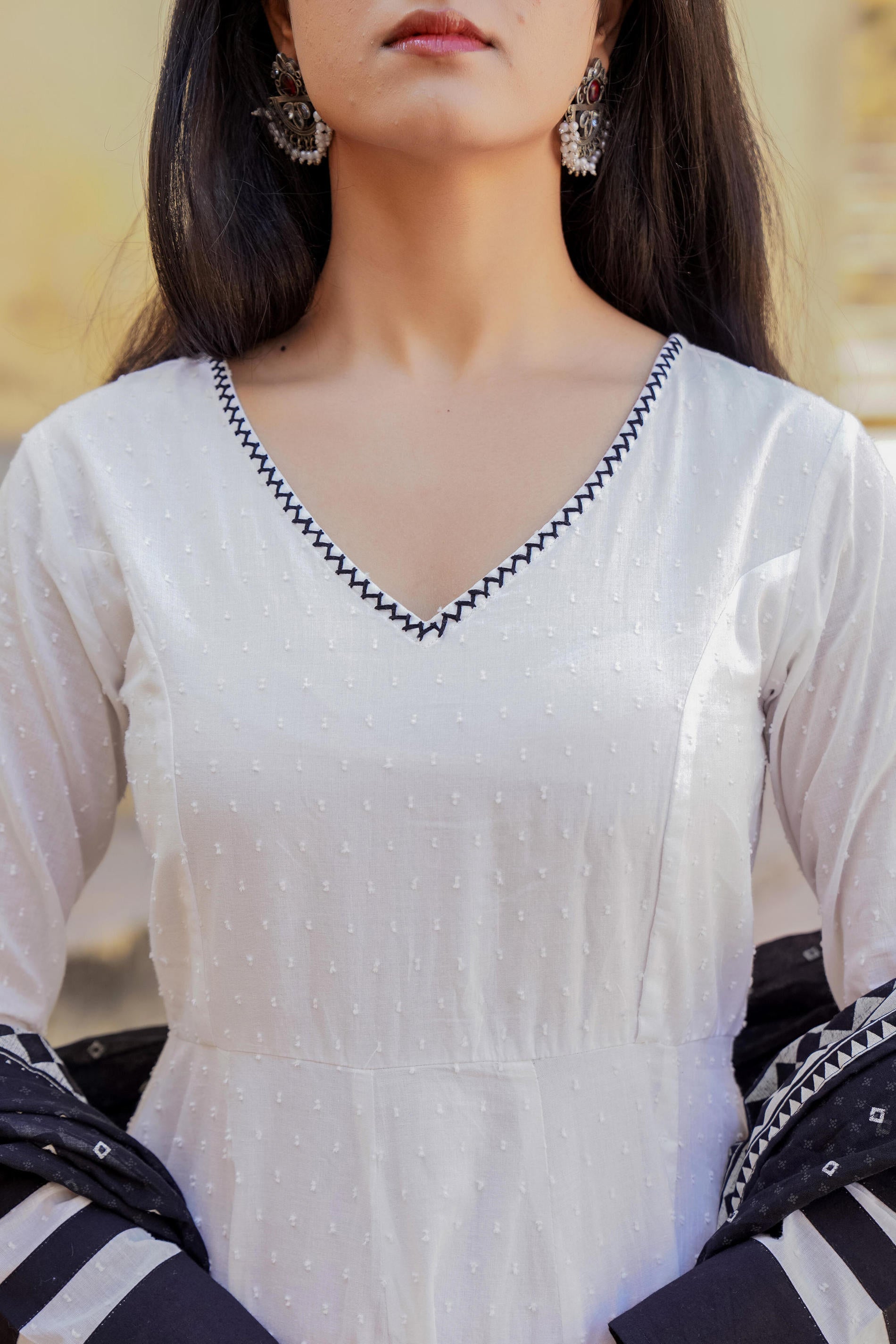 White Ethnic Motif Printed Dress & Dupatta Set With Thread Work