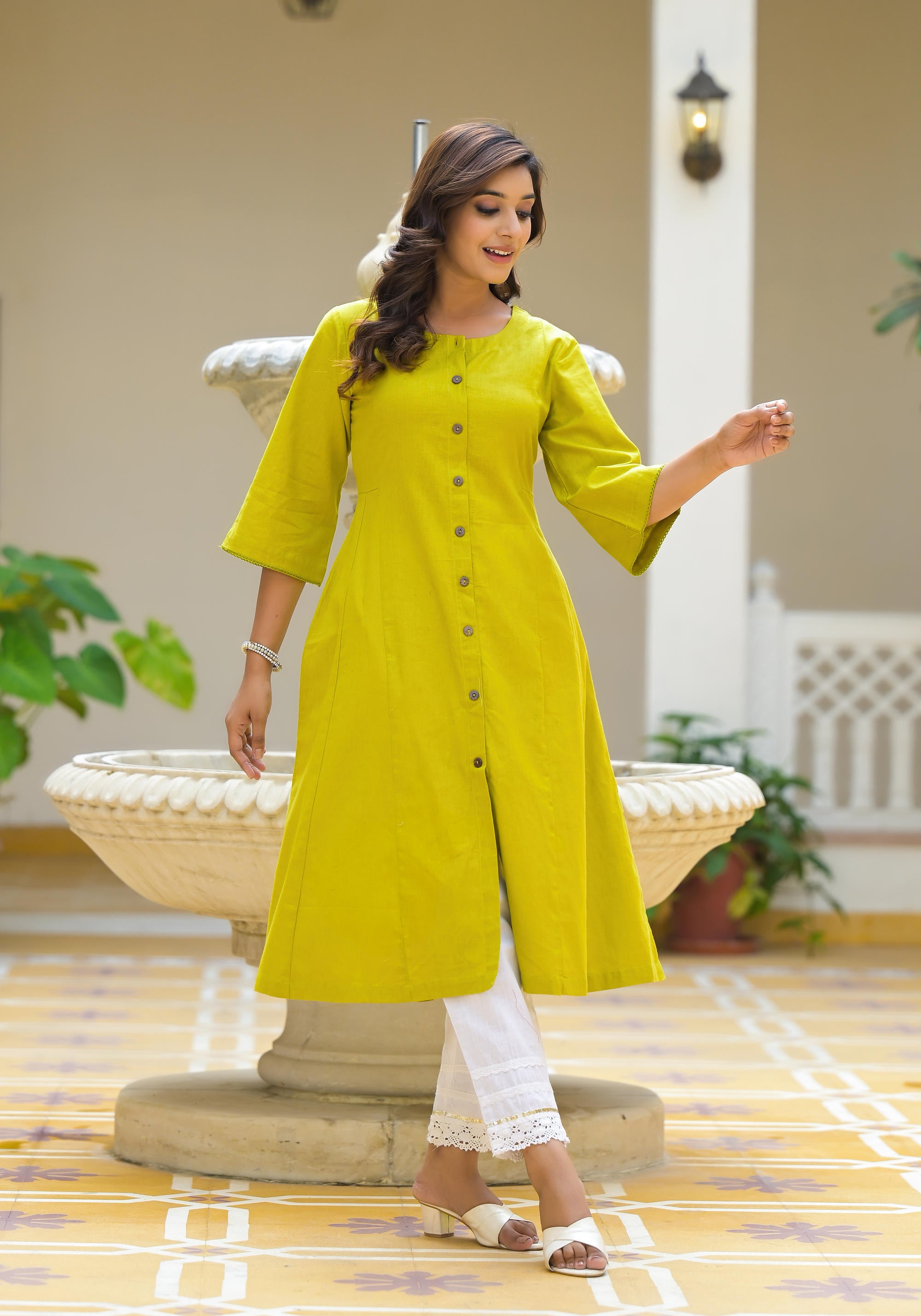 Lime Green Solid Cotton Linen Kurta With Button Closure