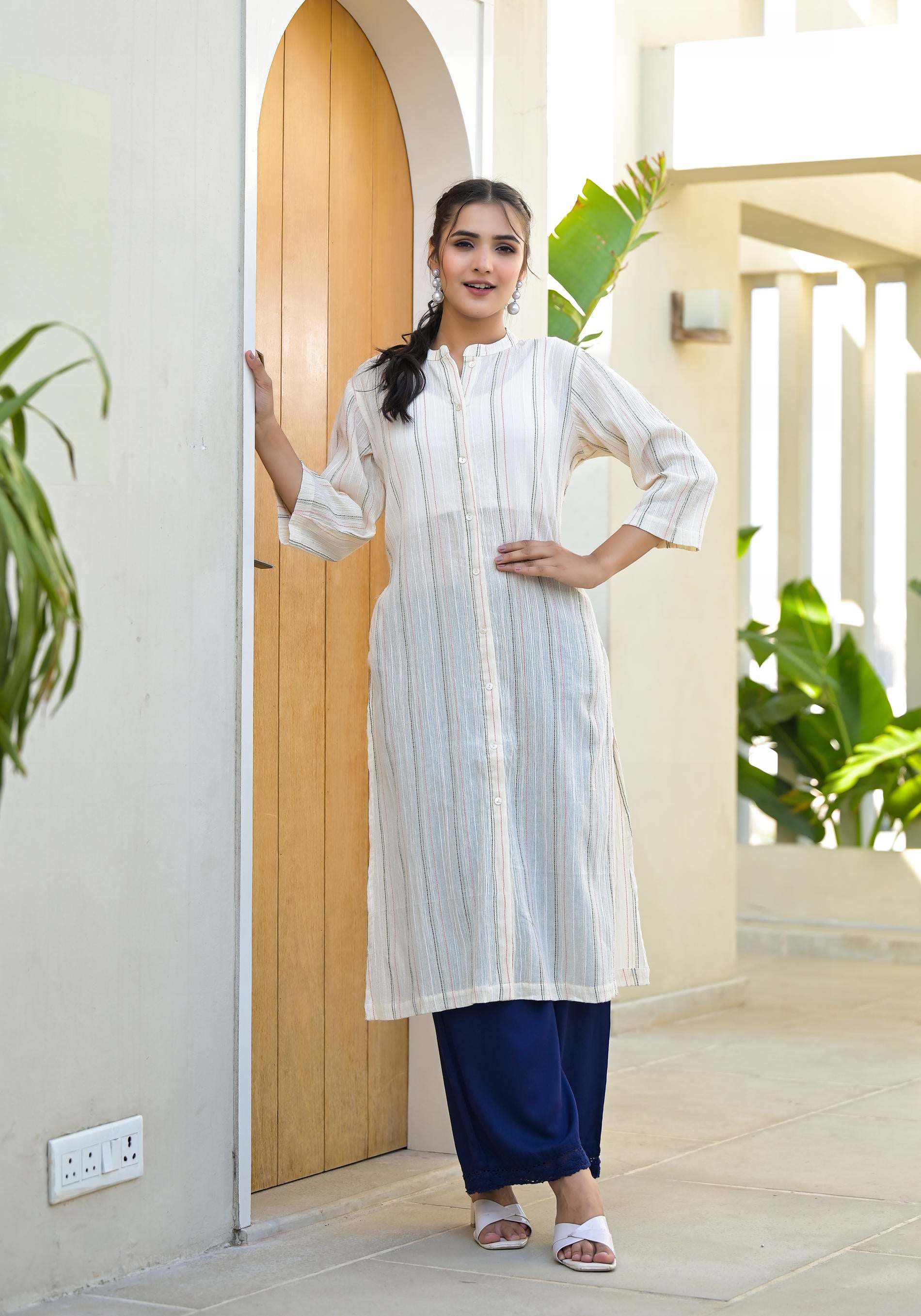 Minimal Ivory Striped Straight Kurta