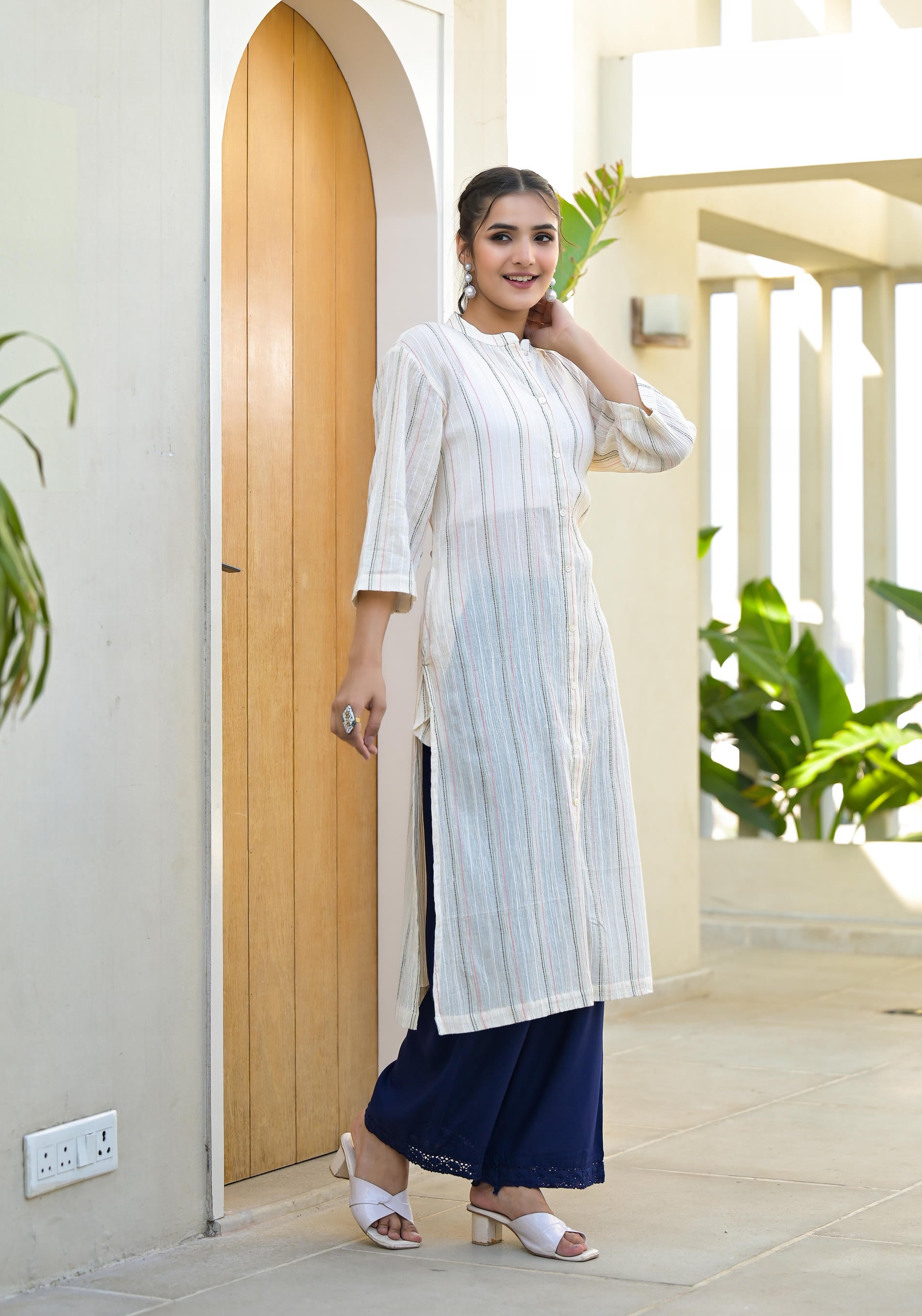 Minimal Ivory Striped Straight Kurta