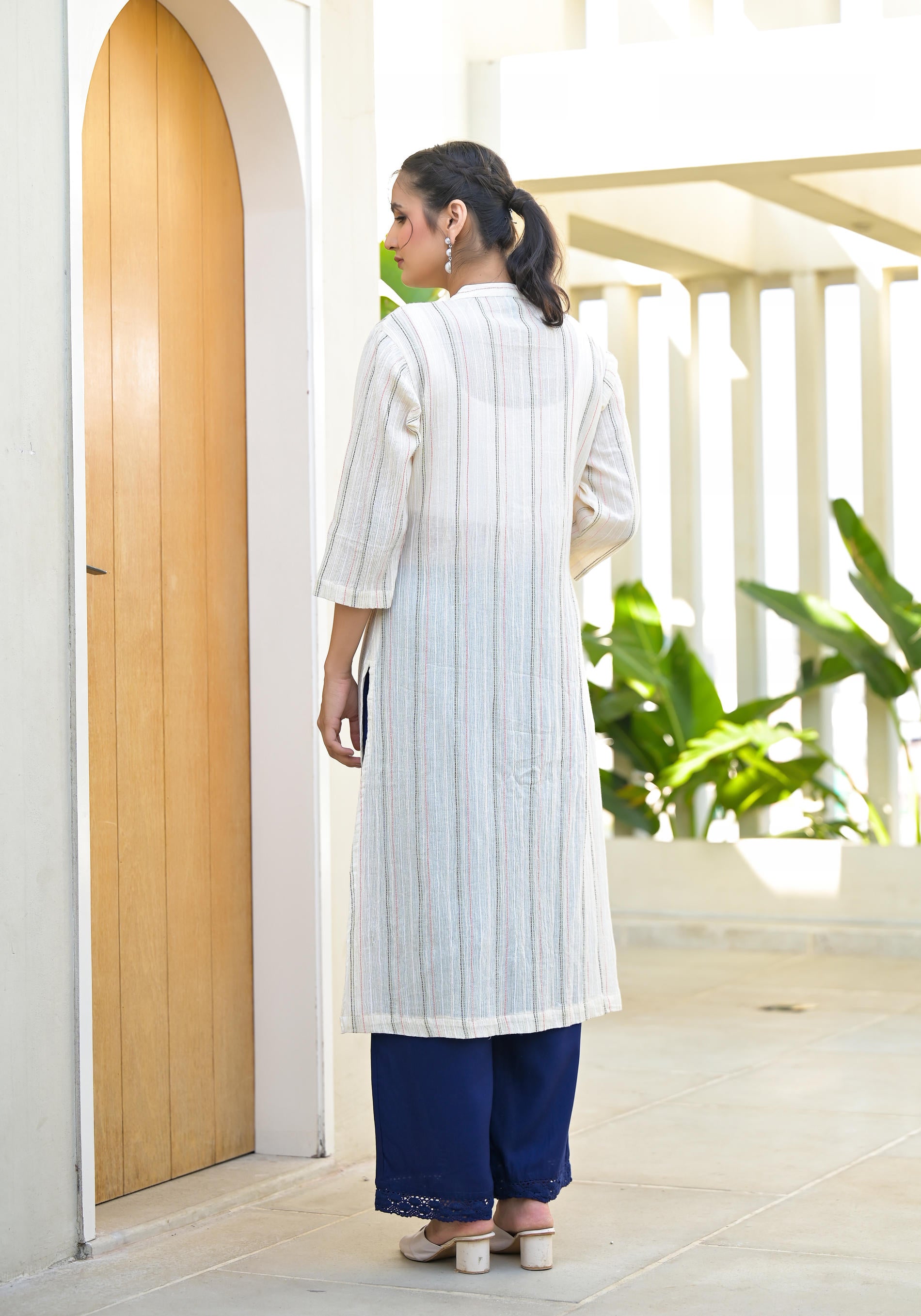 Minimal Ivory Striped Straight Kurta