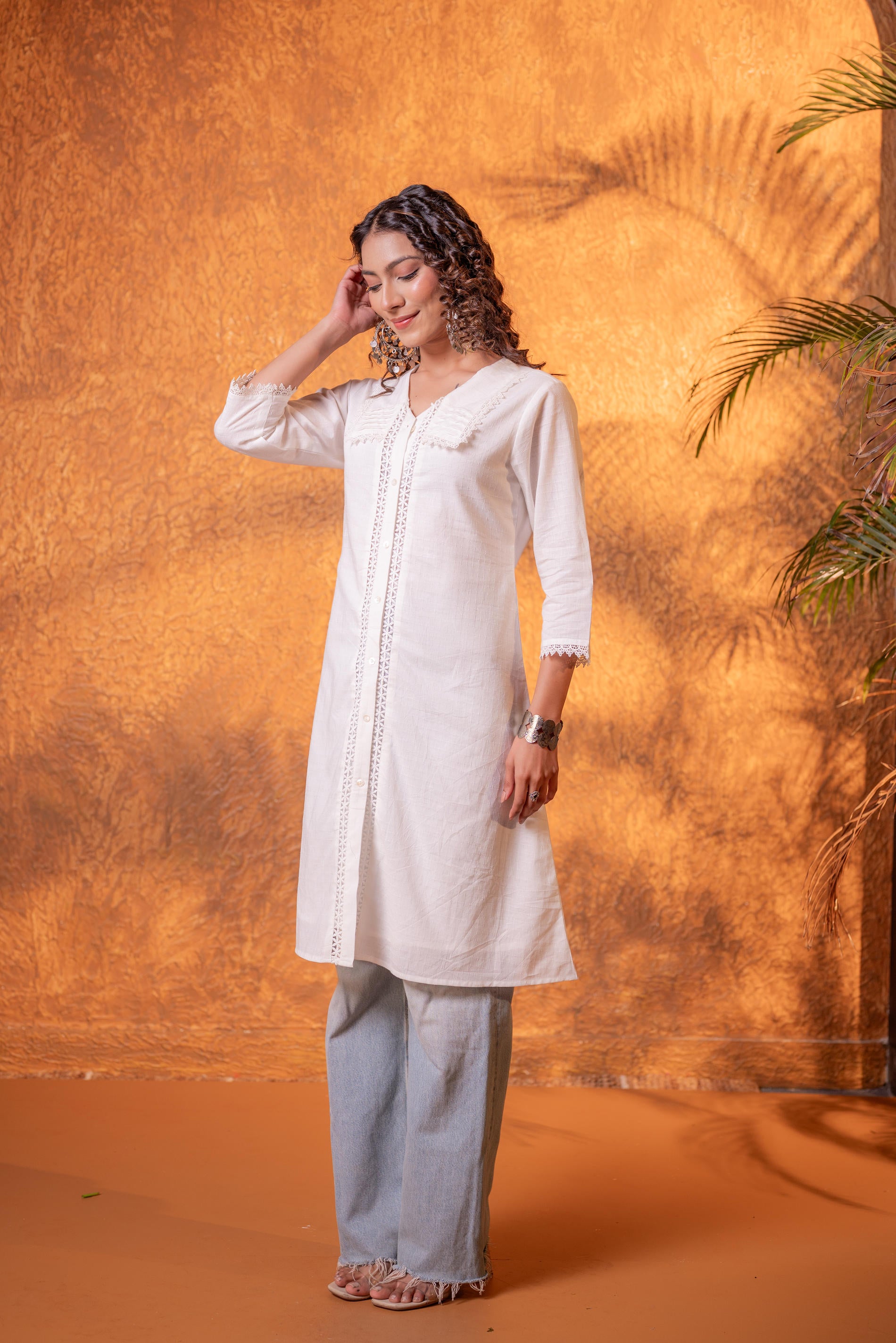 White Lace-Detailed Kurta