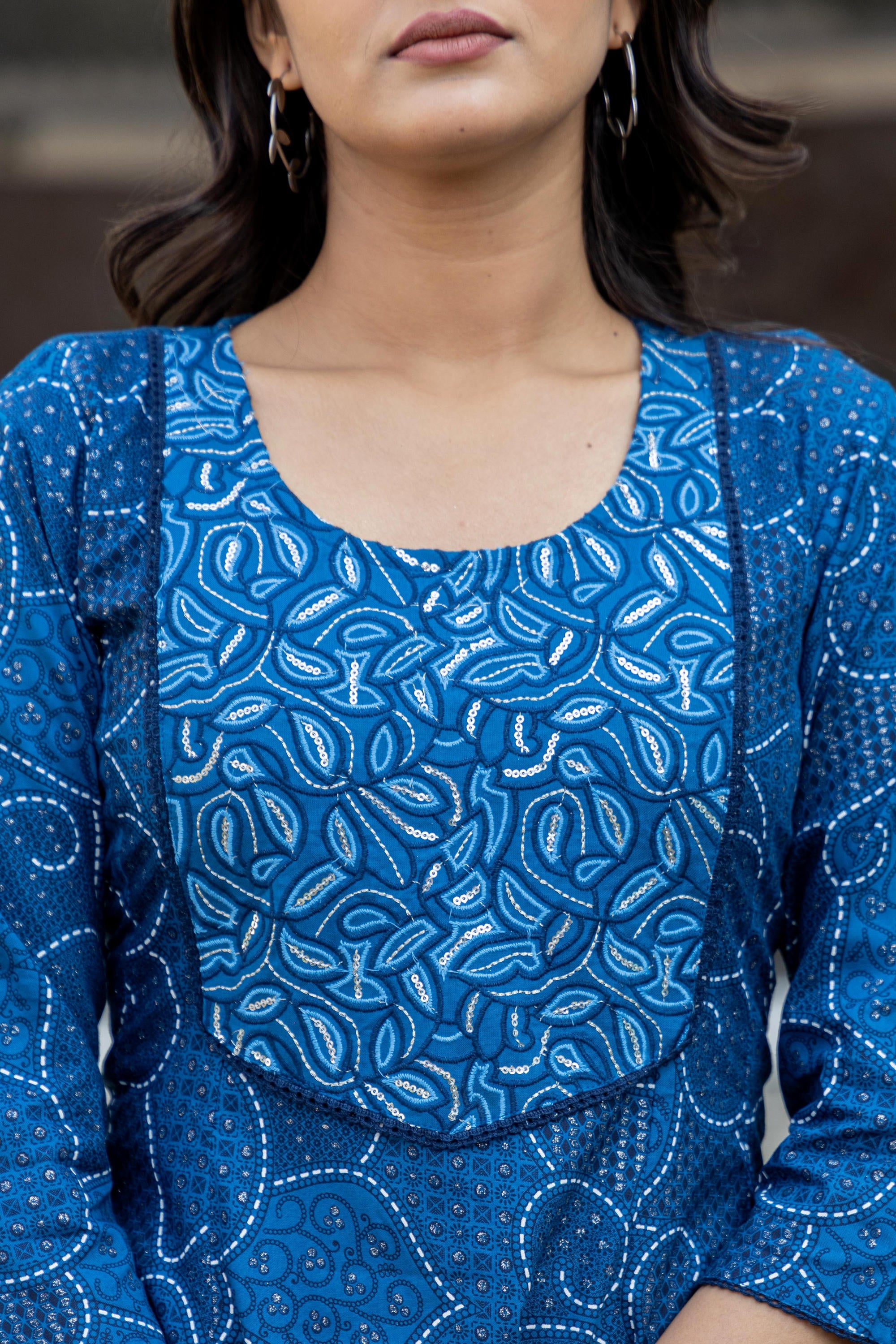 Blue Ethnic Motif Printed Viscose Kurta With Sequins