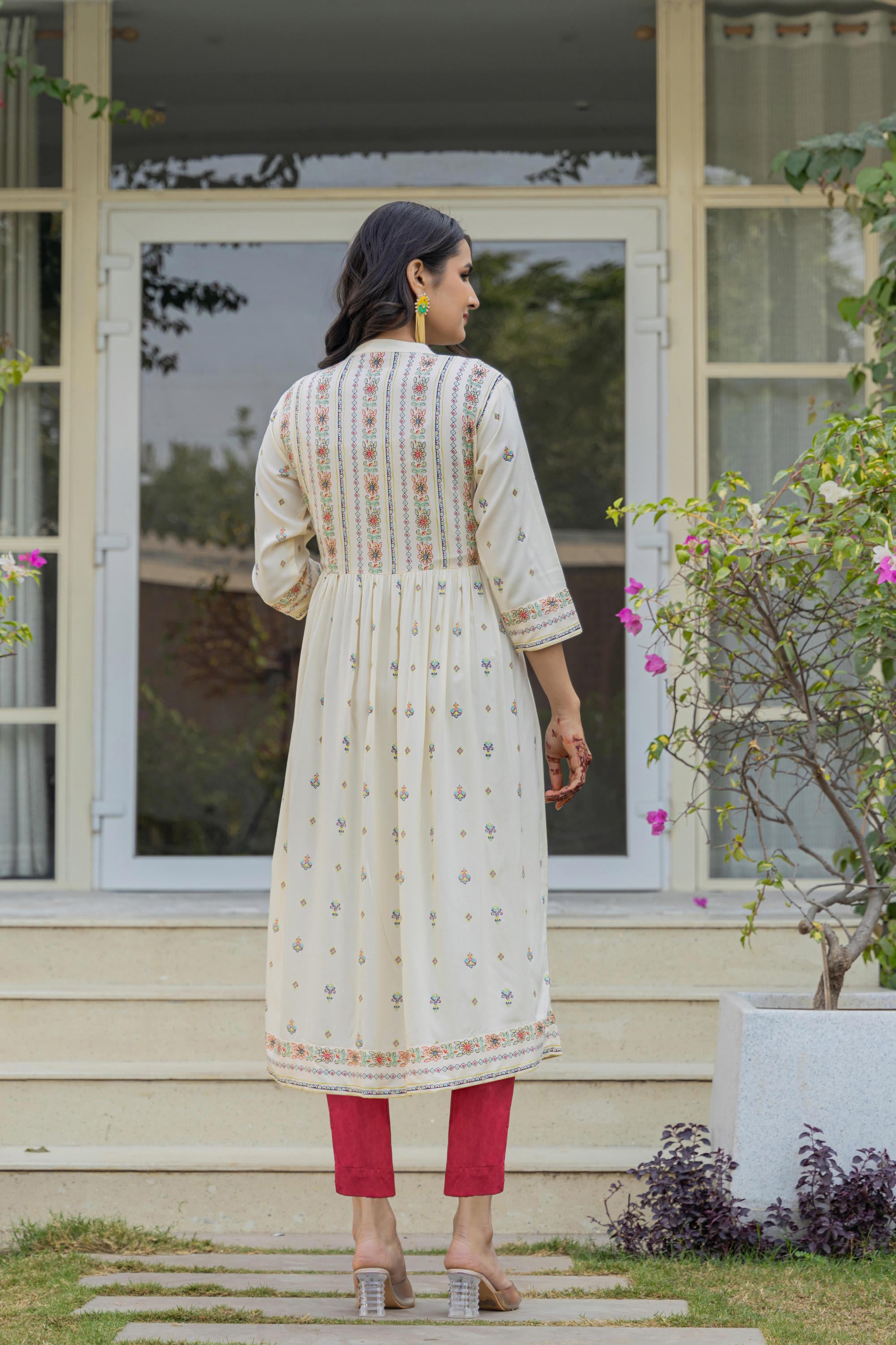 Ivory Floral Printed Cotton Kurta With Thread Work & Lace