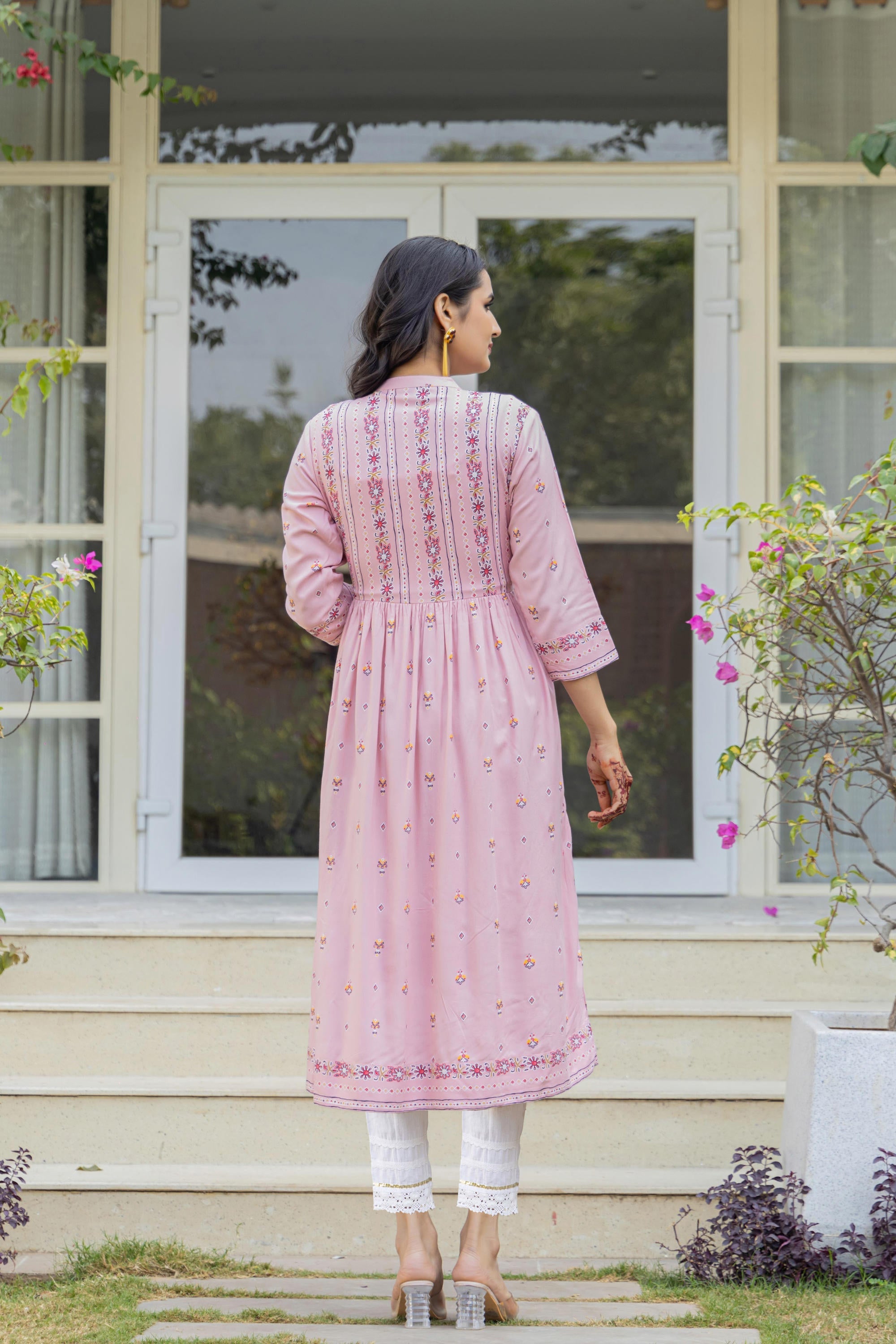 Pink Floral Printed Viscose Kurta With Buttons