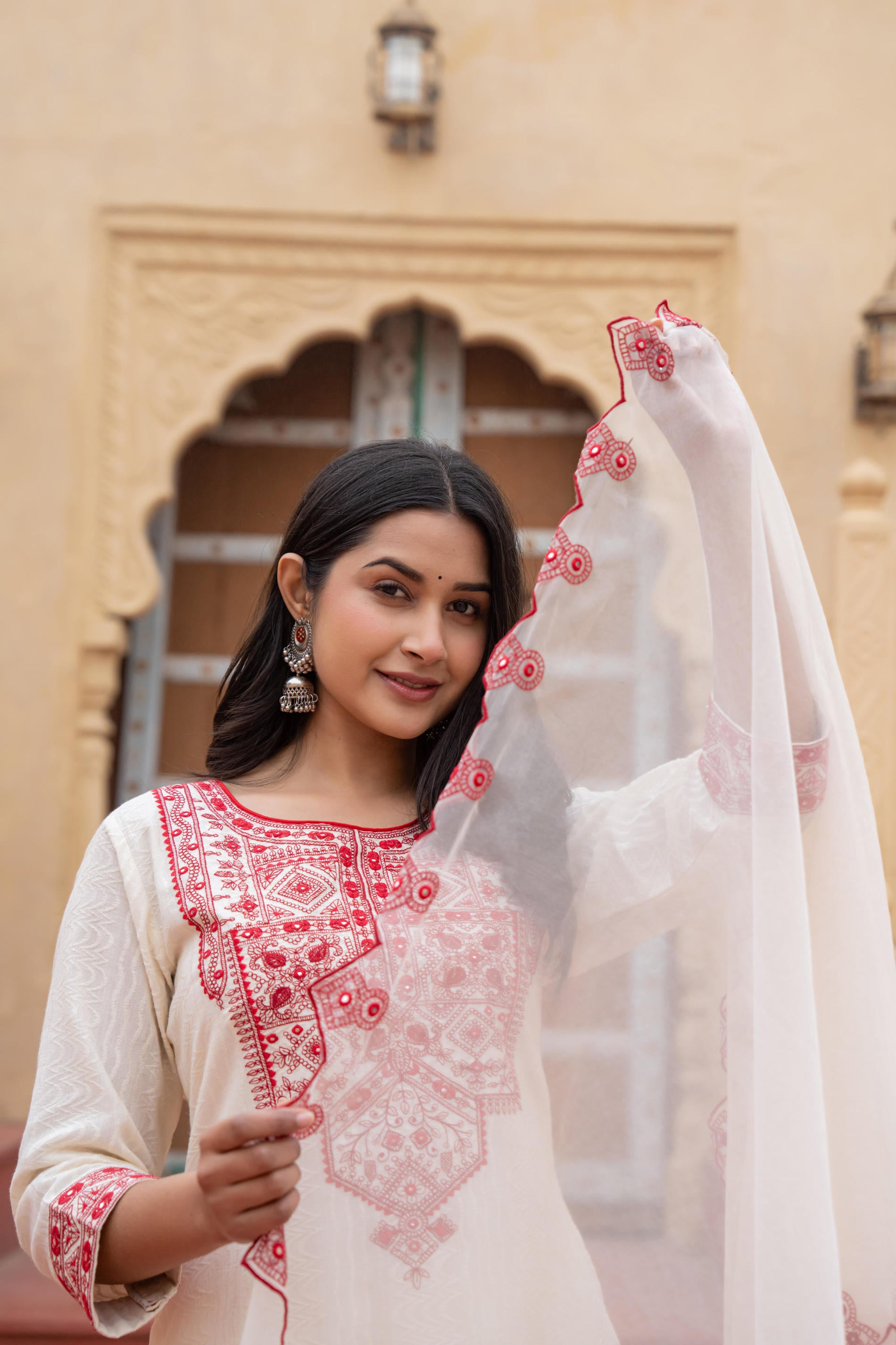 Off White & Red Solid Cotton Kurta & Pant Set With Dupatta