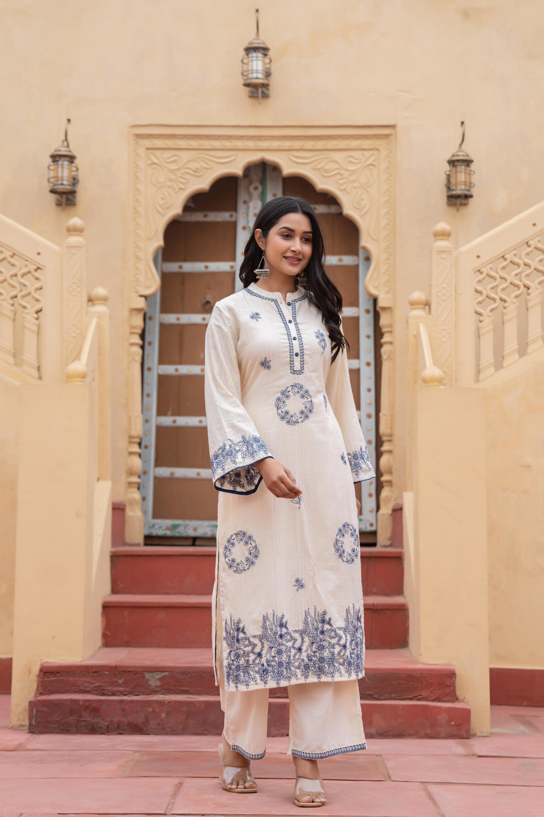 Off White & Navy Blue Embroidered Straight Kurta Set with Contrast Detailing