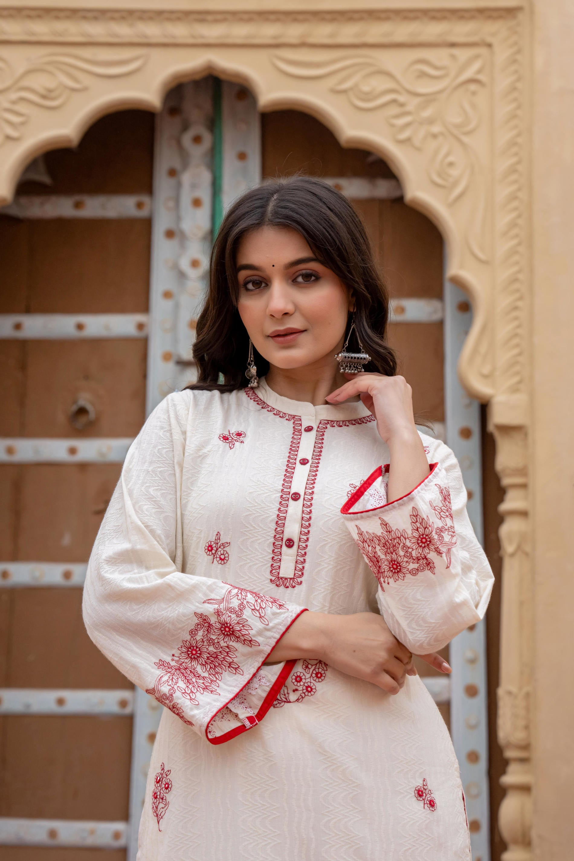 Off White & Red Embroidered Straight Kurta Set with Contrast Detailing