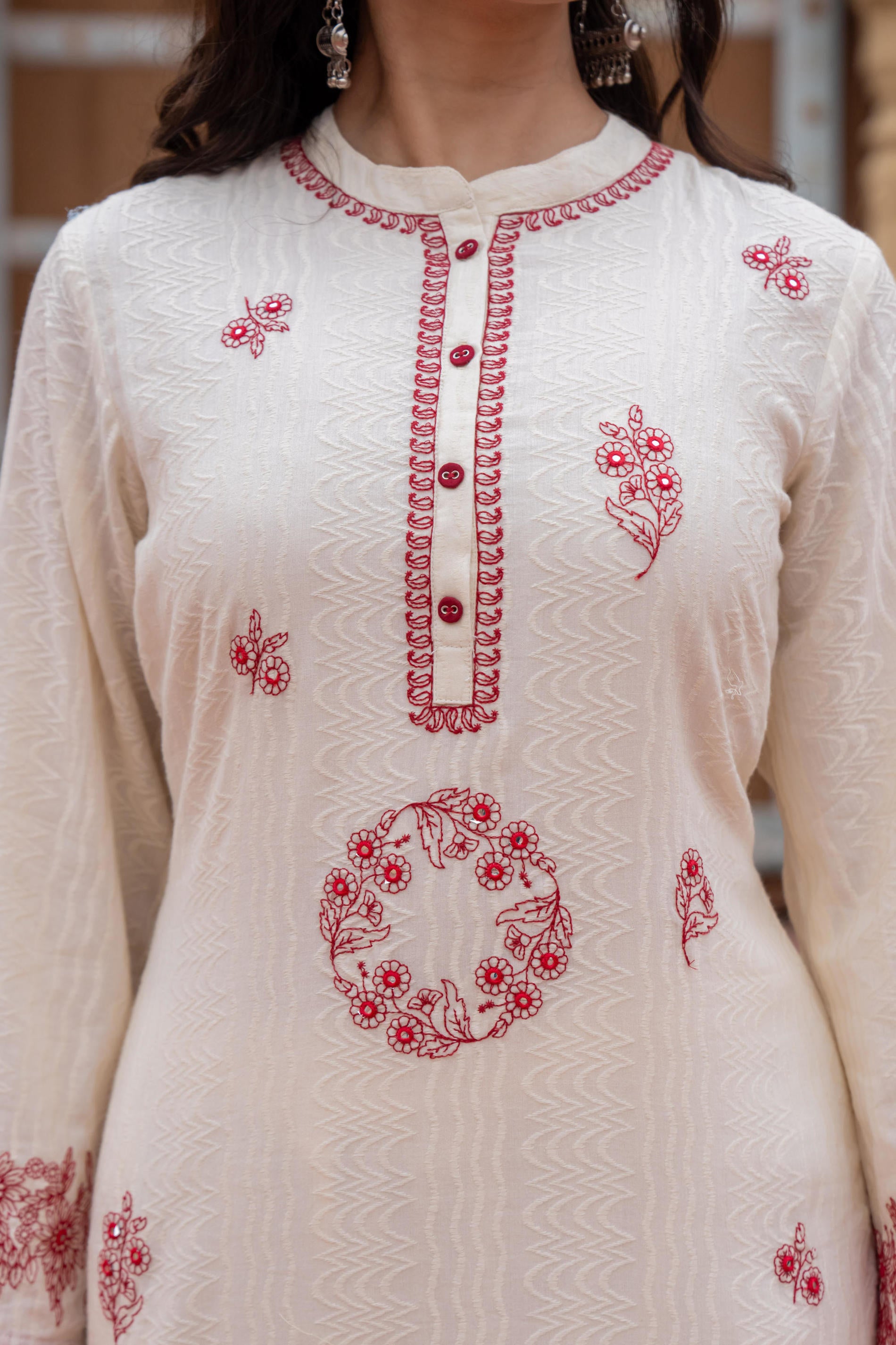 Off White & Red Embroidered Straight Kurta Set with Contrast Detailing