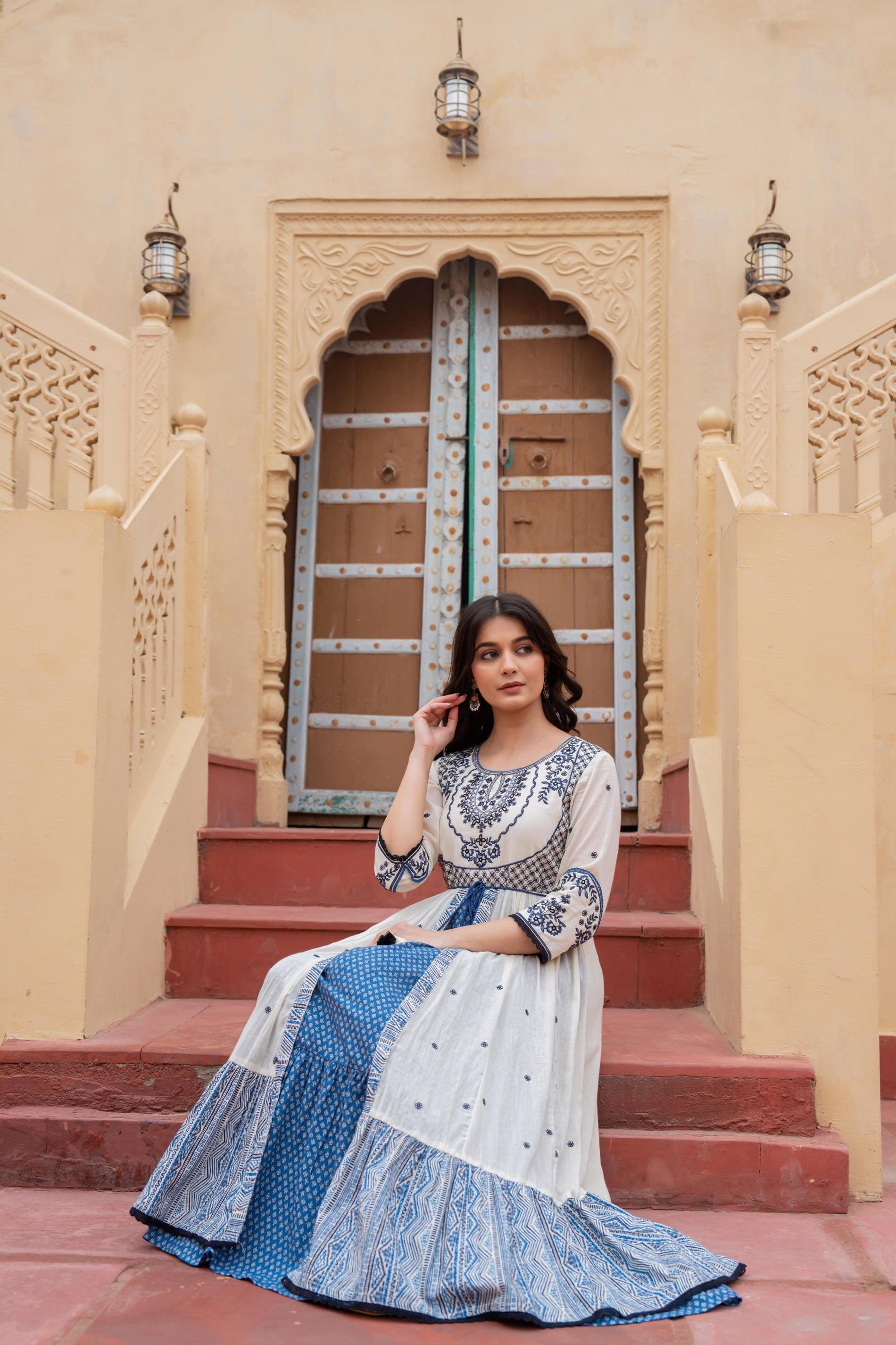 Off White & Indigo Embroidered Tiered Ethnic Dress with Inner Layer
