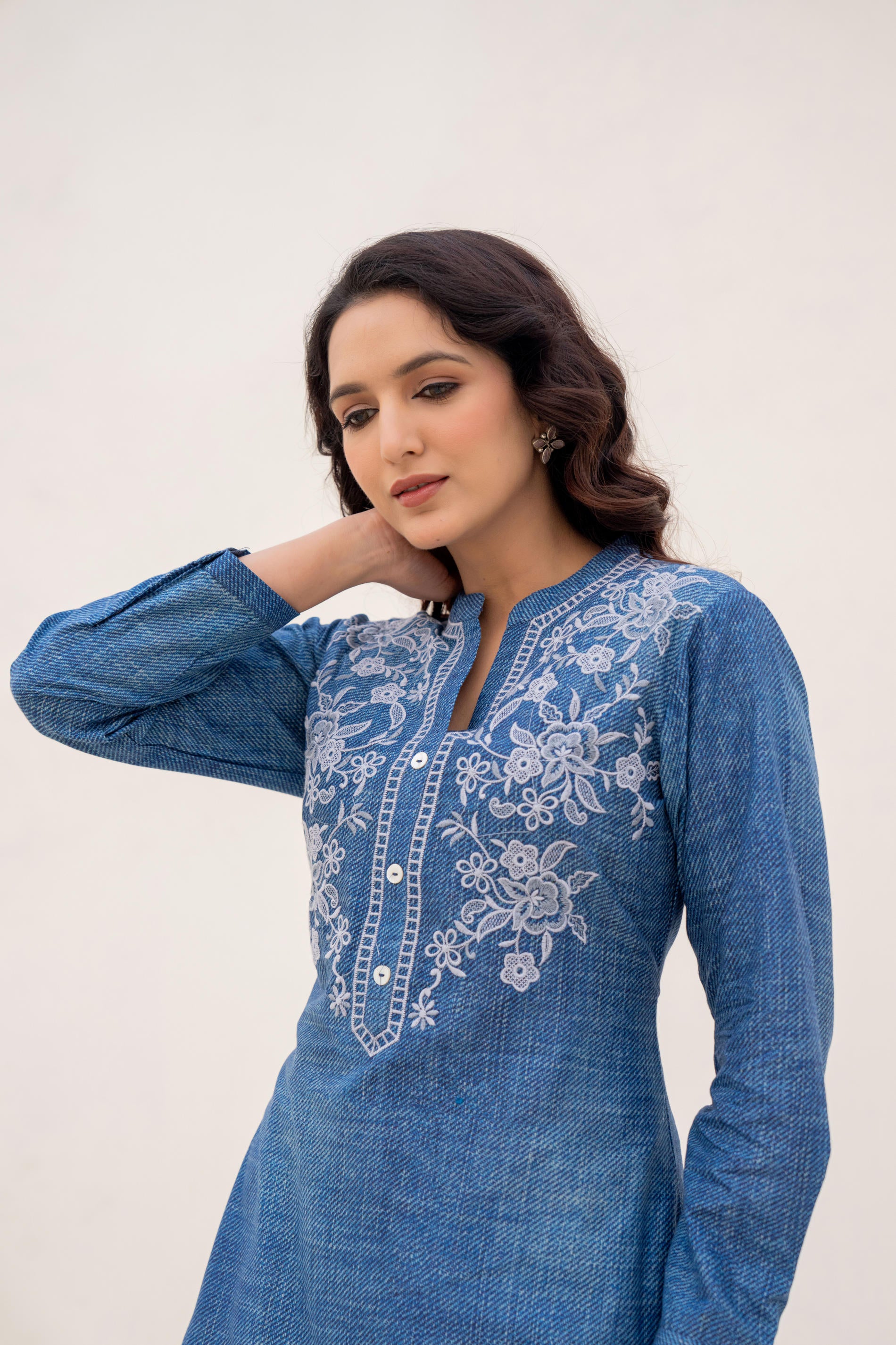 Blue solid cotton tunic with thread work and buttons,