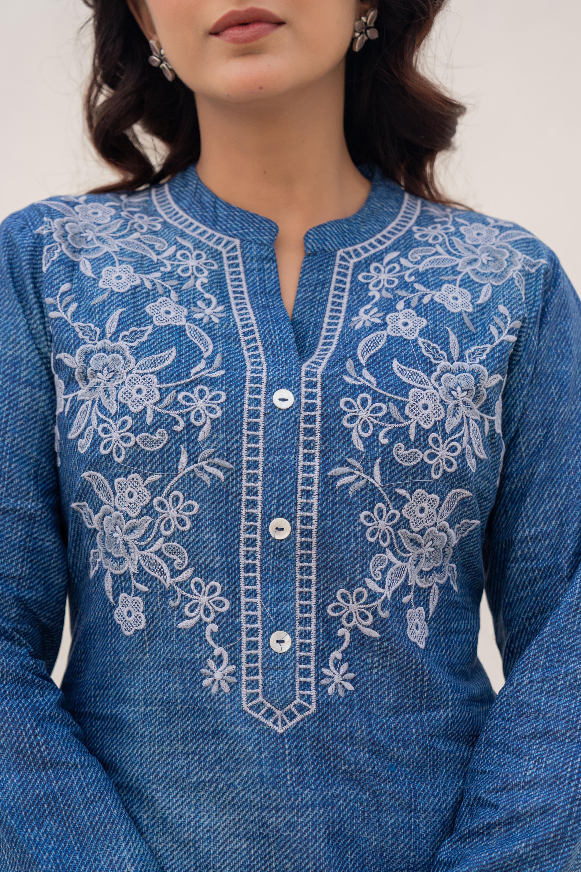 Blue solid cotton tunic with thread work and buttons,