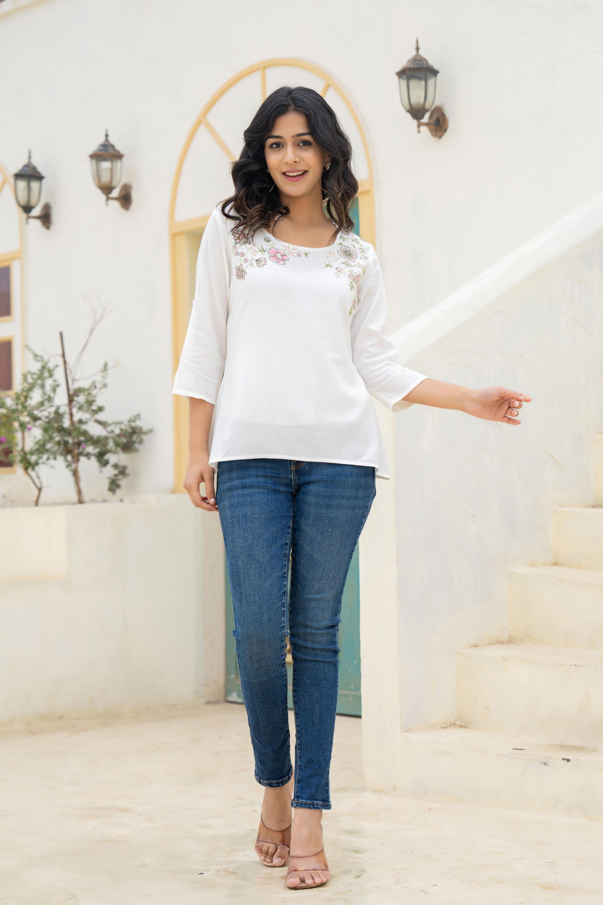 White Solid Viscose Tunic With Thread Work