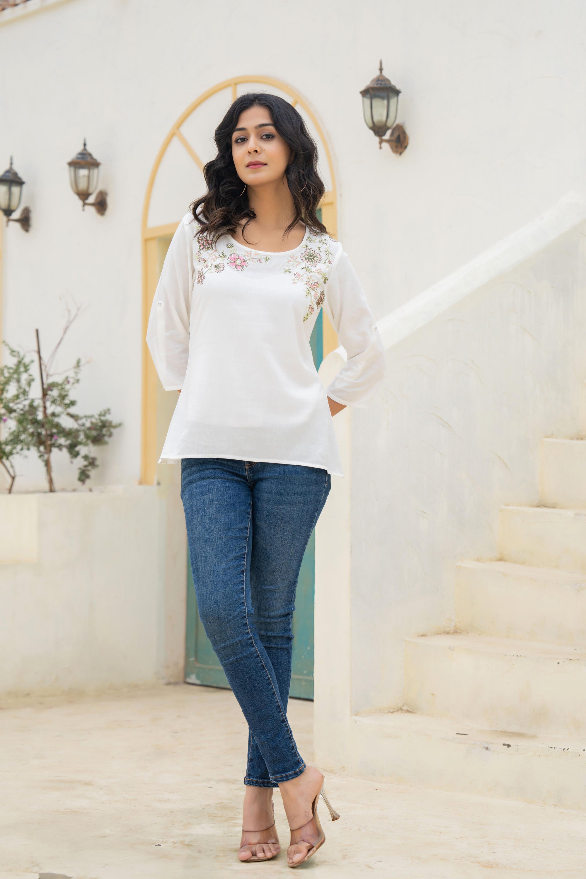White Solid Viscose Tunic With Thread Work