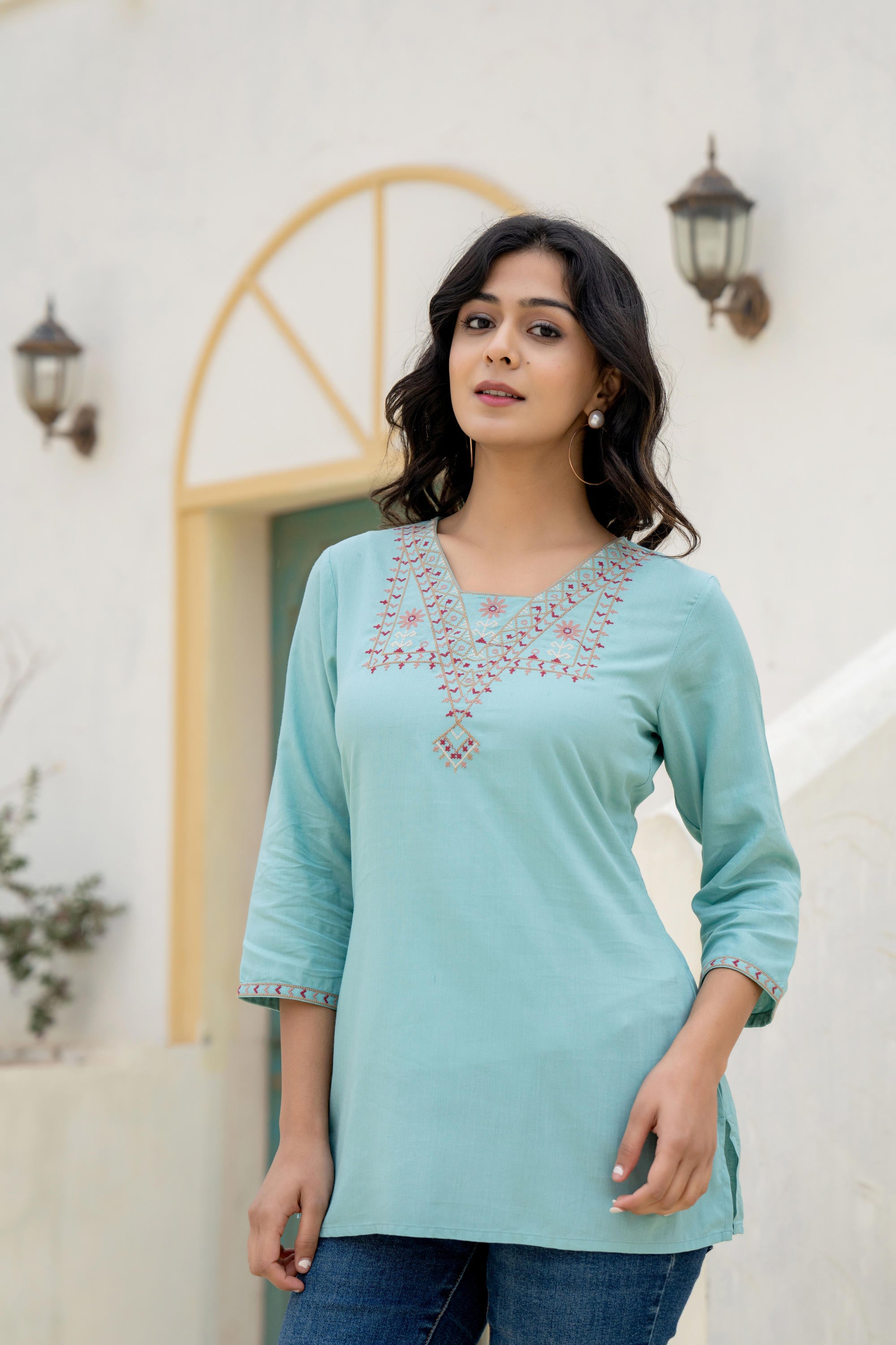 Aqua Solid Viscose Tunic With Thread Work