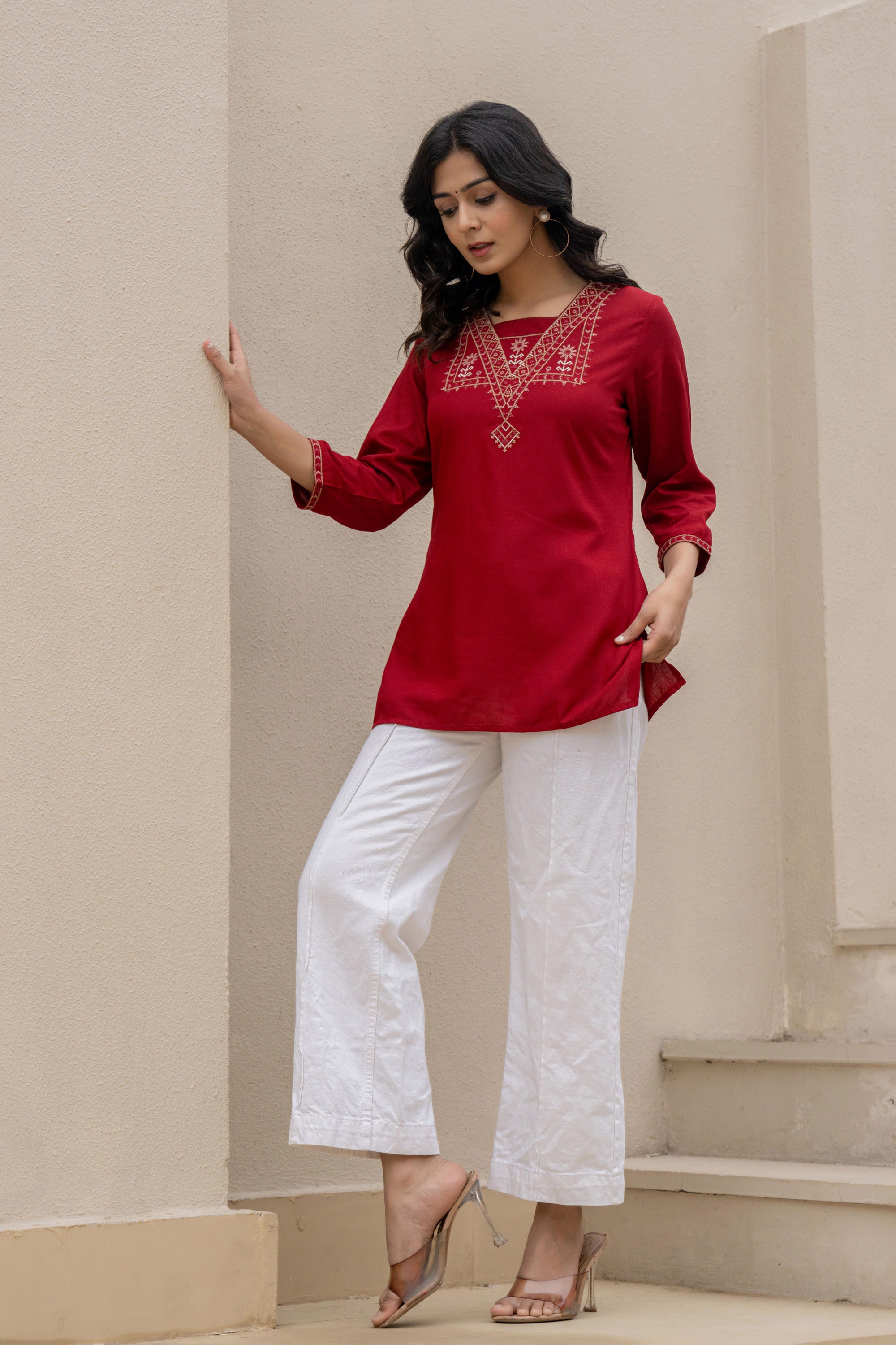 Maroon Solid  Viscose Tunic With Thread Work