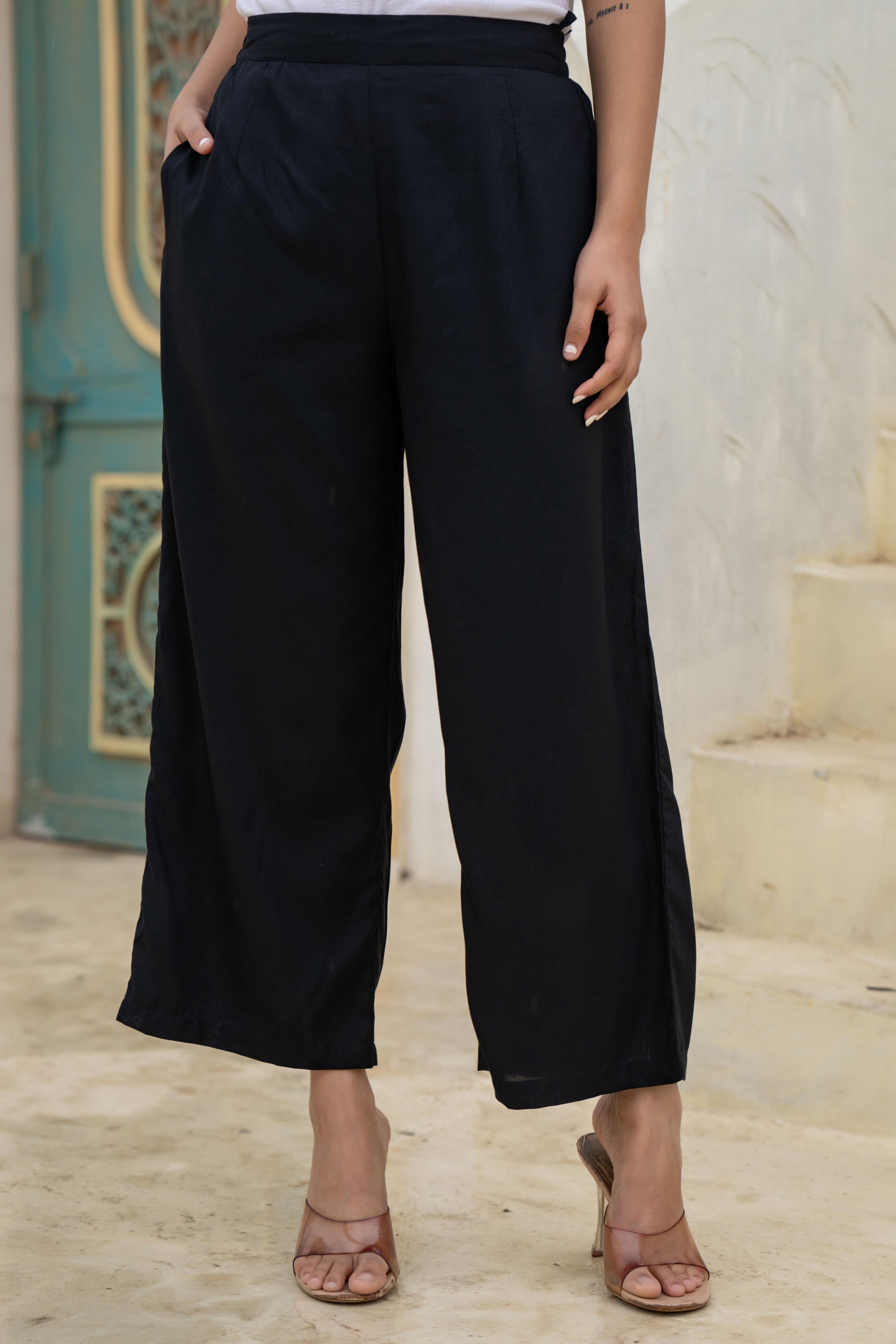 Black Solid Viscose Palazzo Pants