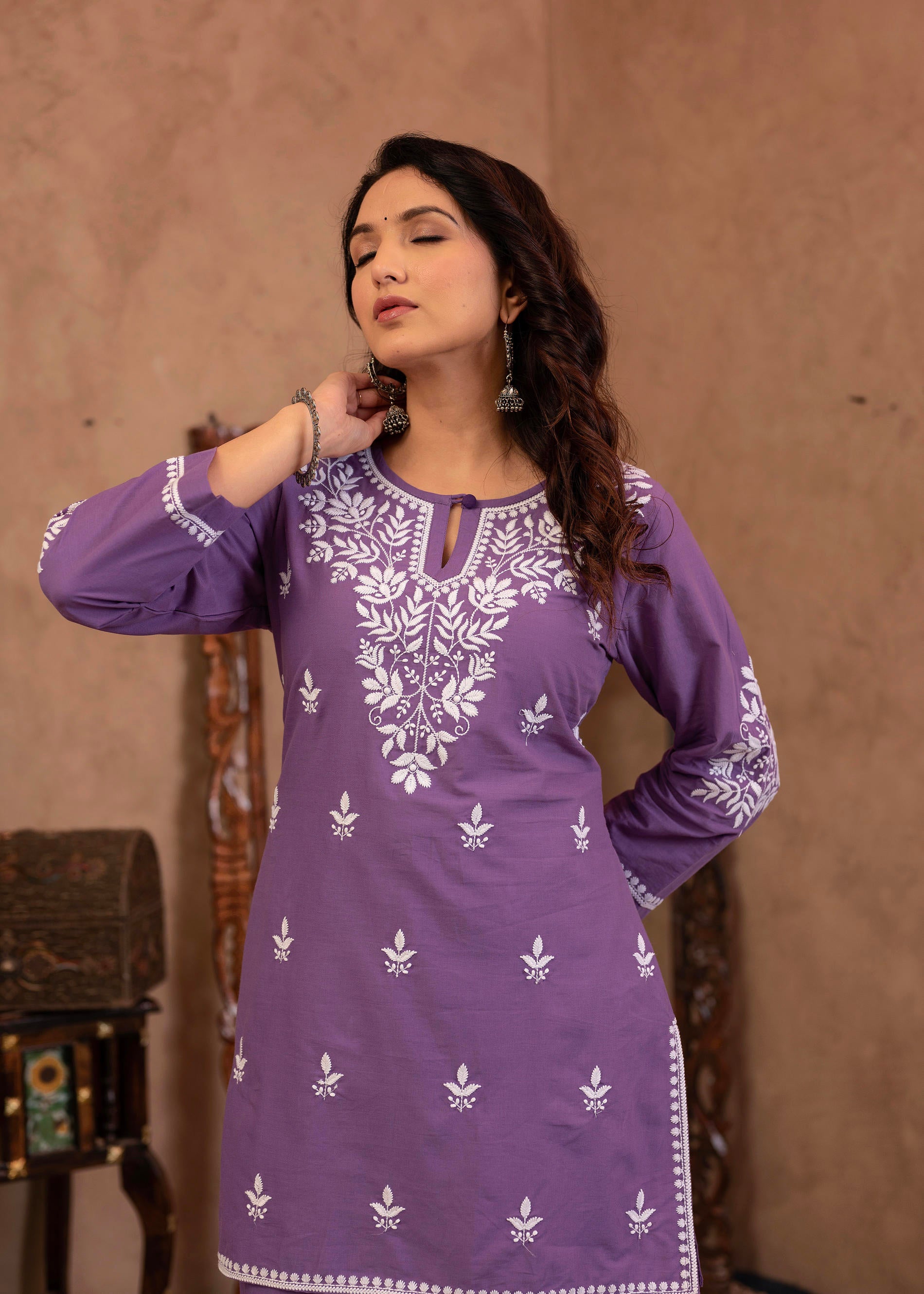 Lavender Serenity Thread-Embroidered Kurta Set