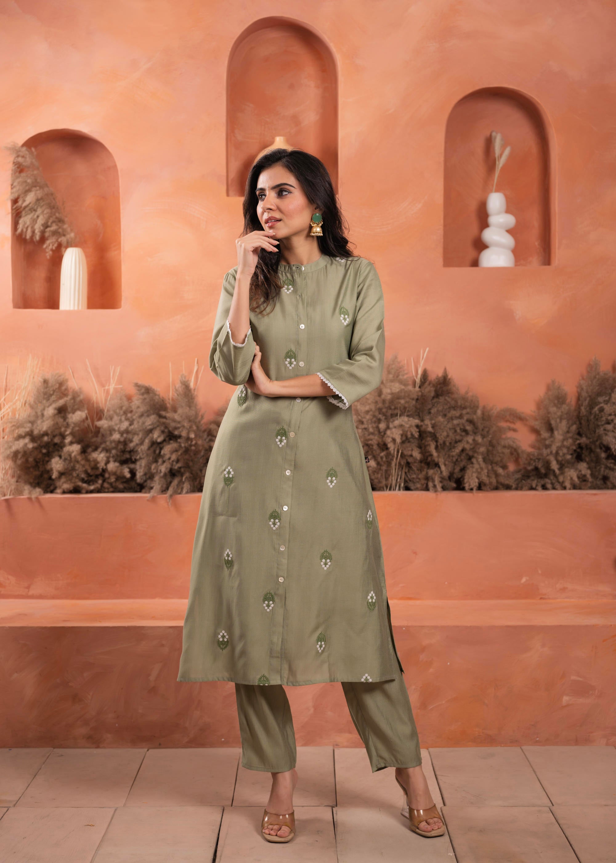 Olive embroiderd kurta and solid bottom with cotton lace and buttons