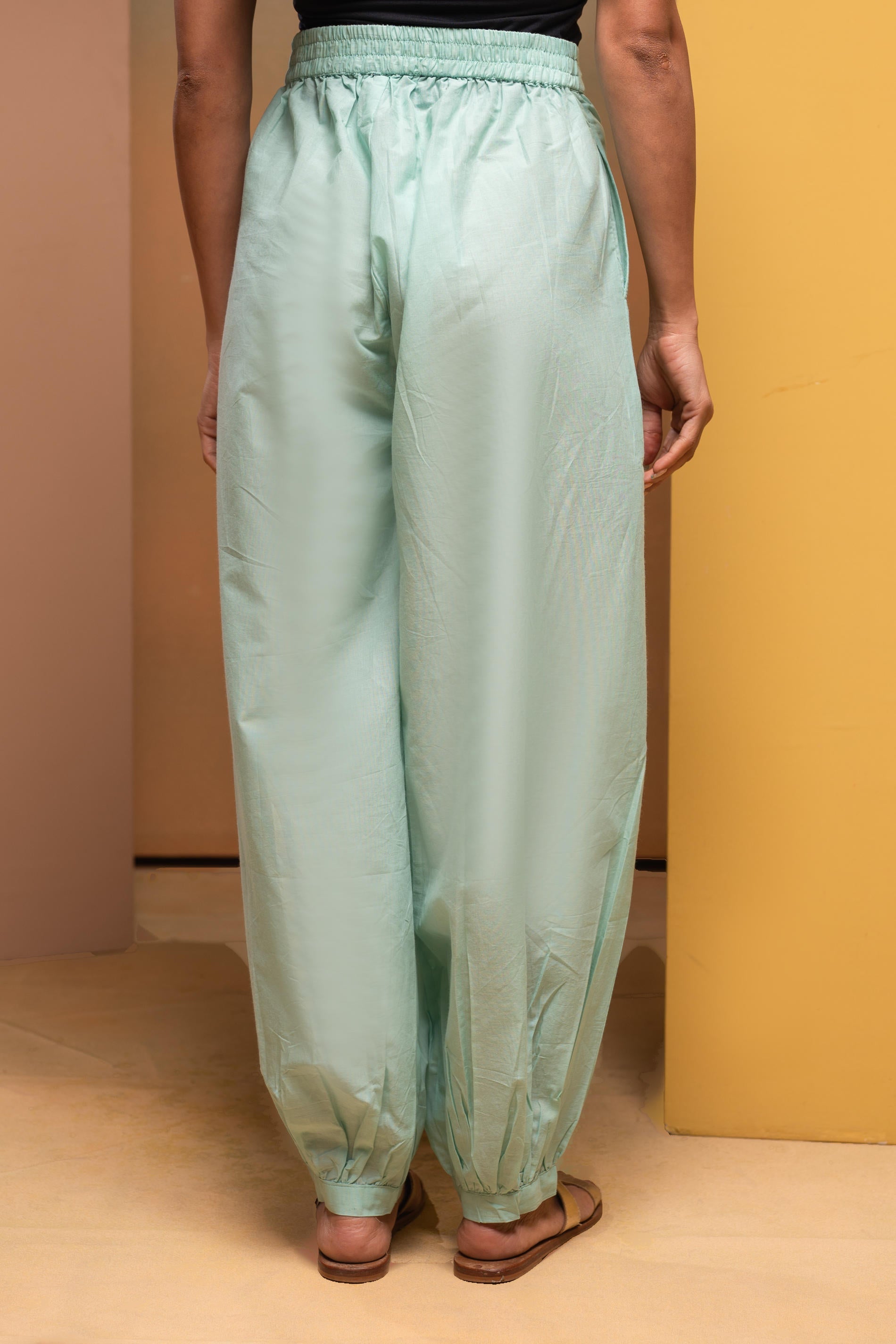 Mint Cotton Solid Pant For Women