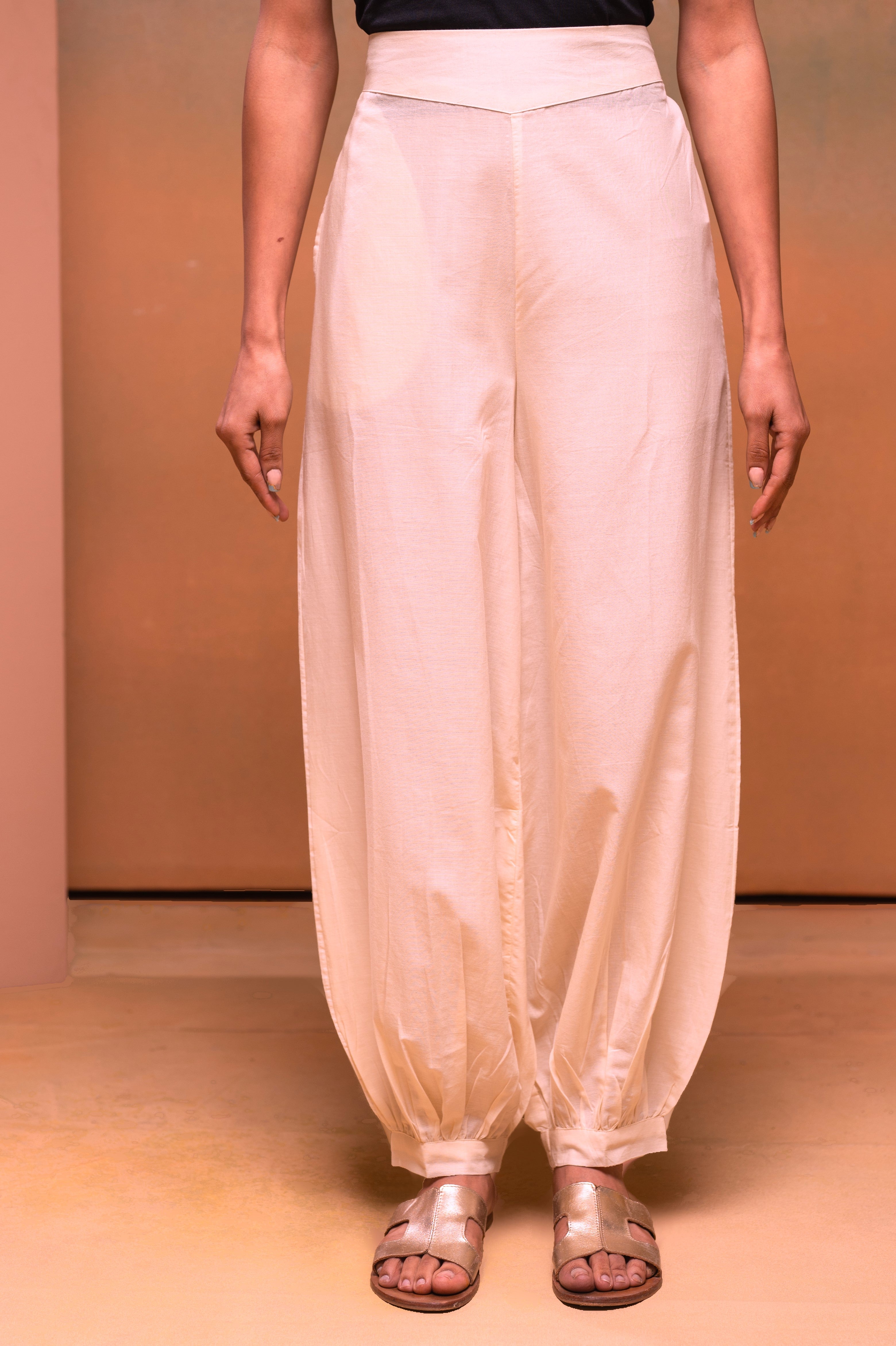 Pink Cotton Solid Pant For Women