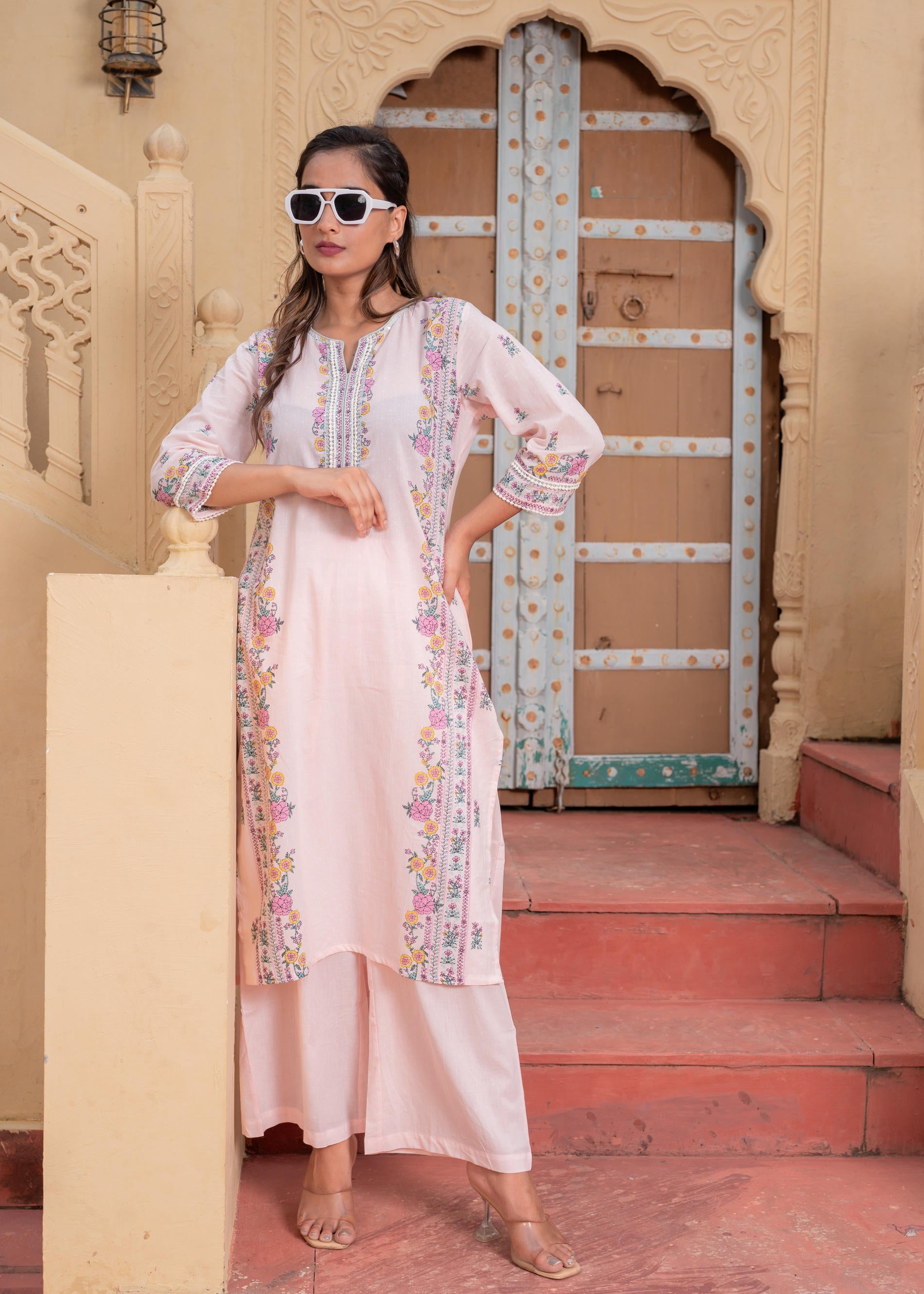 Soft Pastel Floral Printed Onion Pink Kurti Set