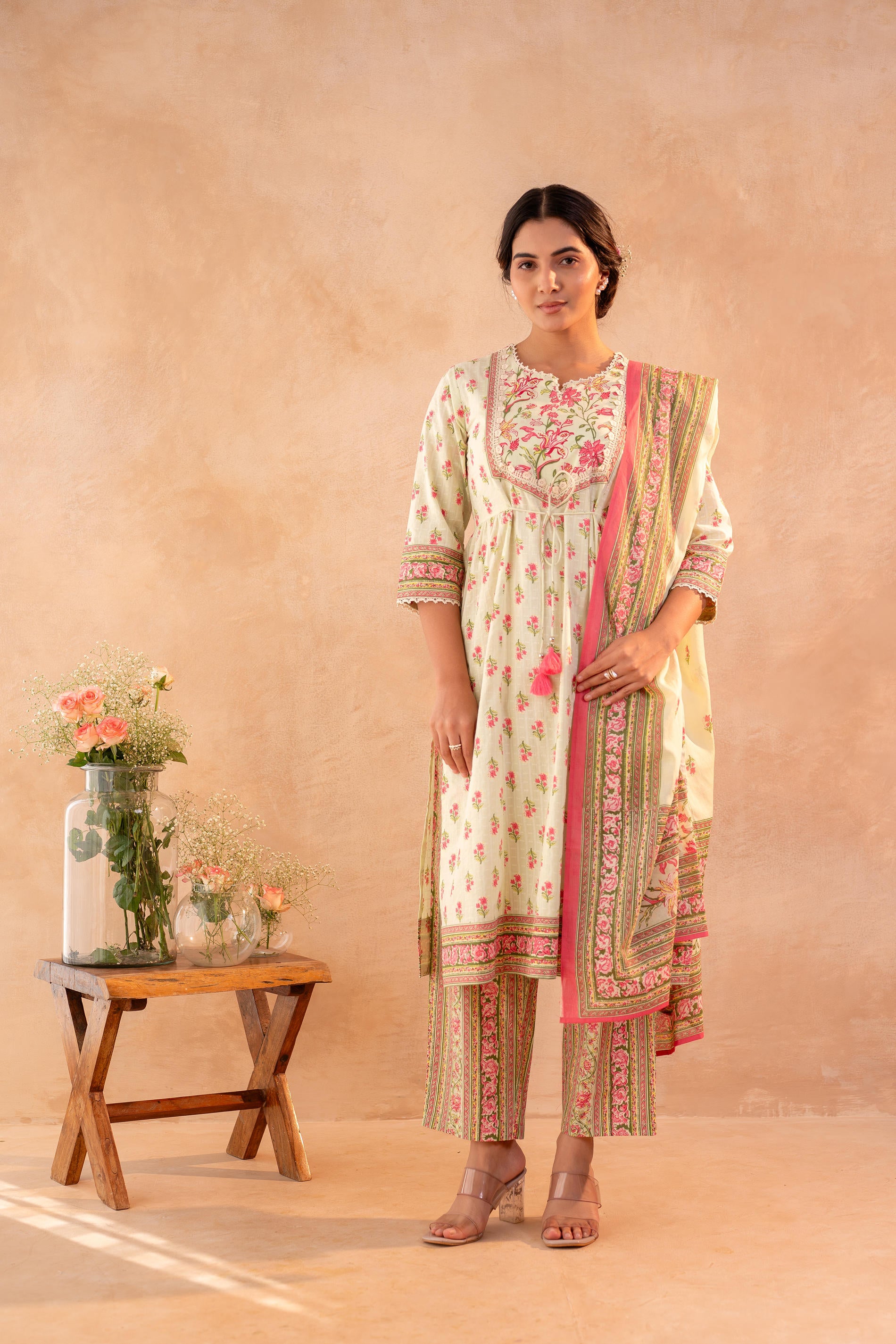 Gulnaar Garden Printed Kurta Pant And Dupatta Set