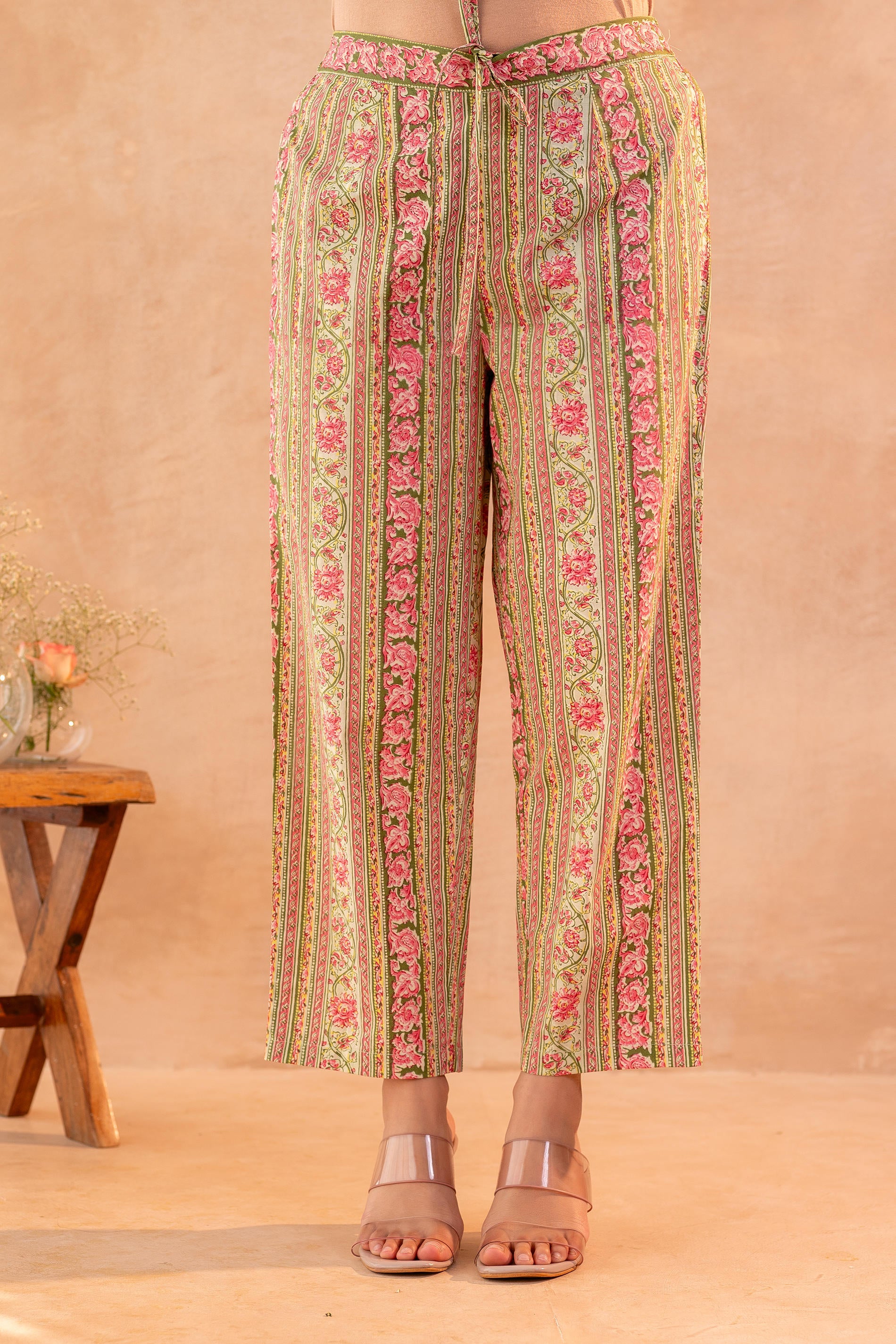 Gulnaar Garden Printed Kurta Pant And Dupatta Set