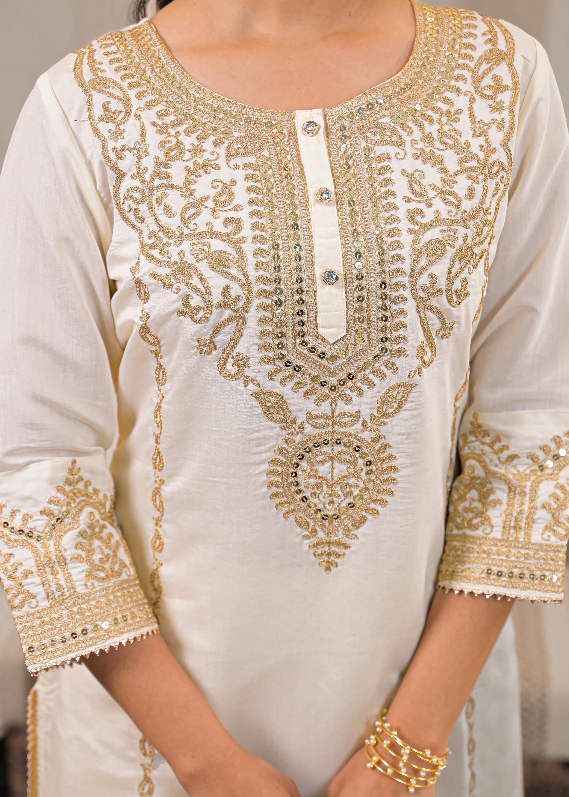 Viscose Off White Embroidered Kurta Pant and Dupatta Set with Zari Work And Sequin
