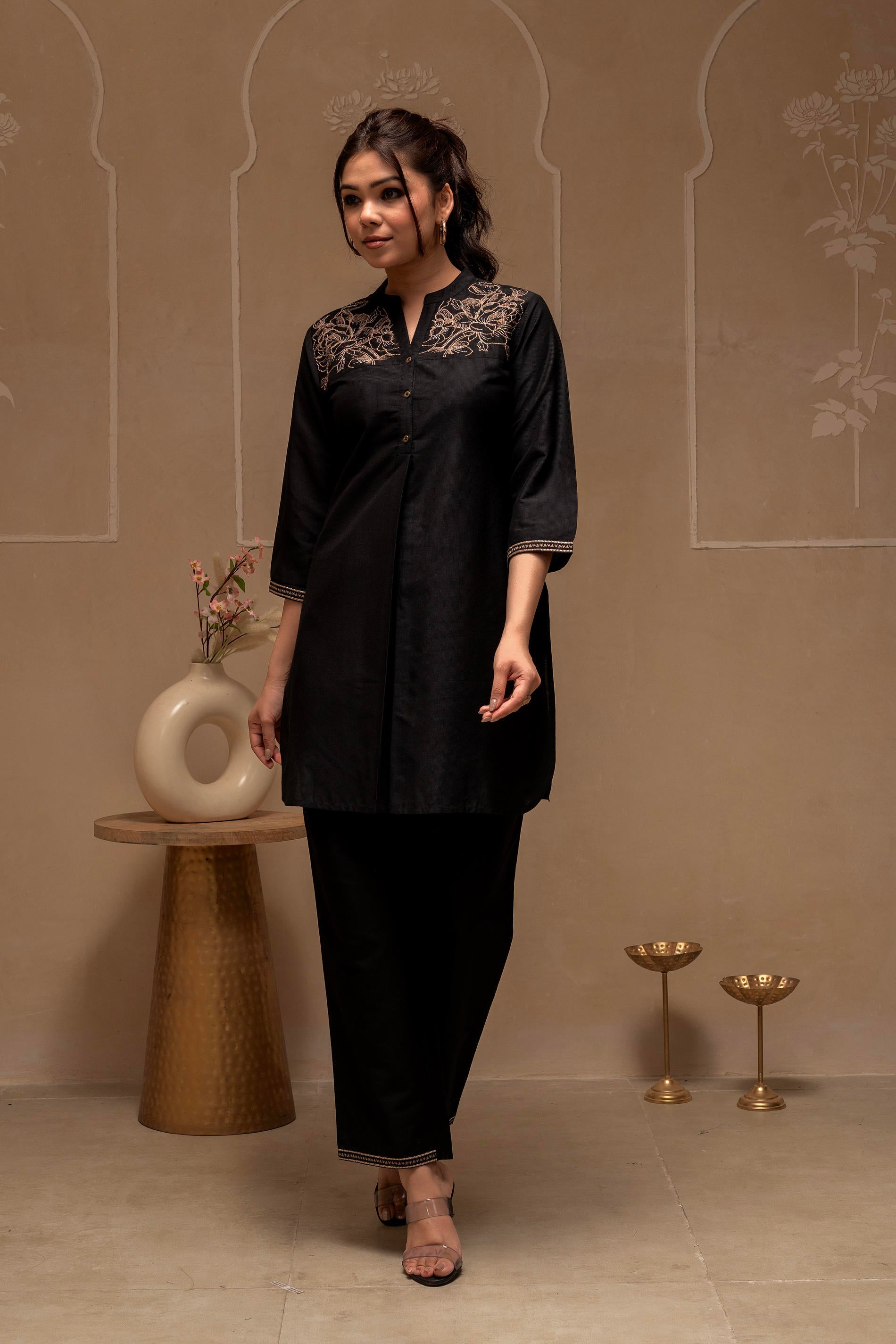Black Solid Viscose Tunic and Pants Co-ord Set with Thread Work and Button Detailing