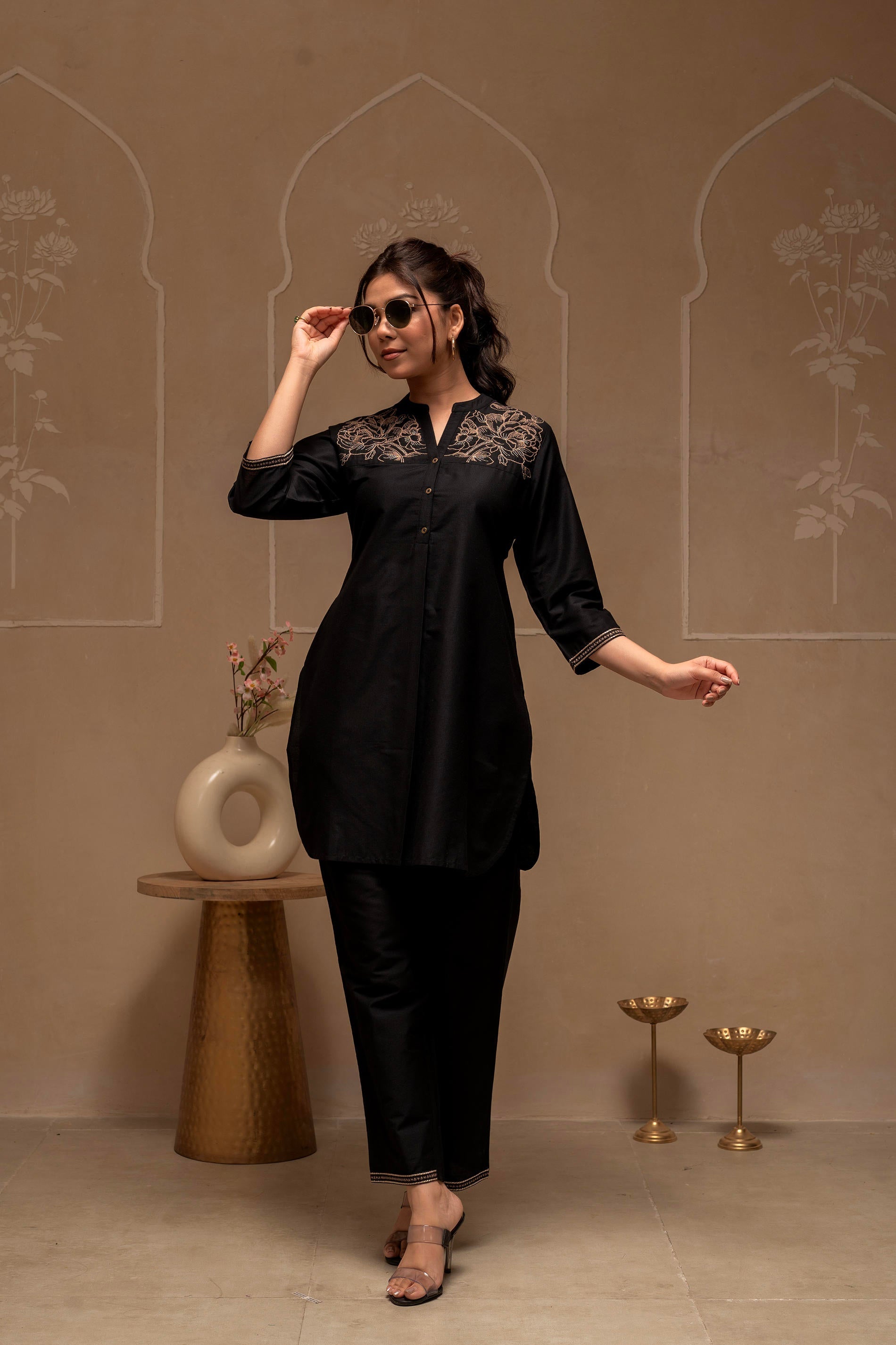 Black Solid Viscose Tunic and Pants Co-ord Set with Thread Work and Button Detailing