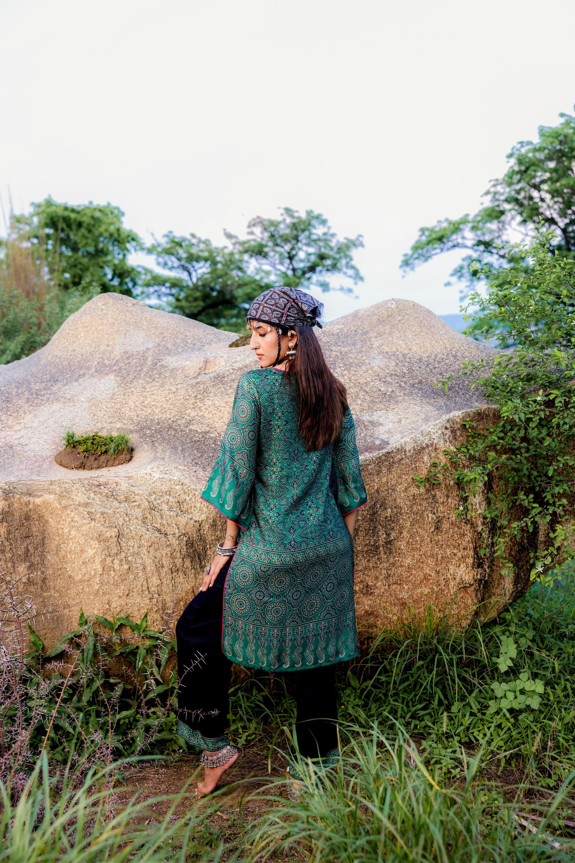 Polycotton Green Embroidered Kurta Pant Set with Thread & Mirror Work