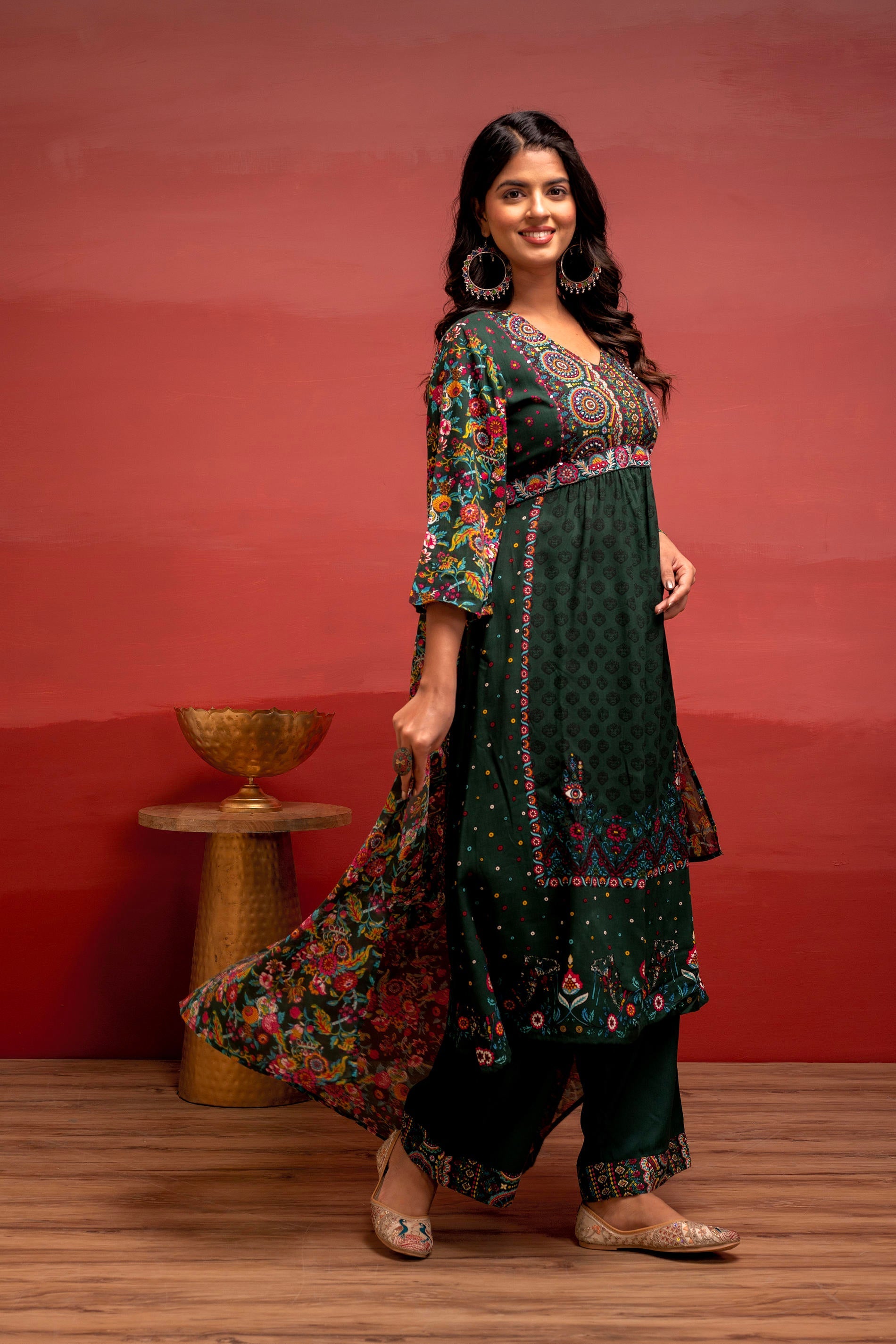 Bottlegreen Floral Viscose Kurta Pant Dupatta Set with Thread Work and Sequence