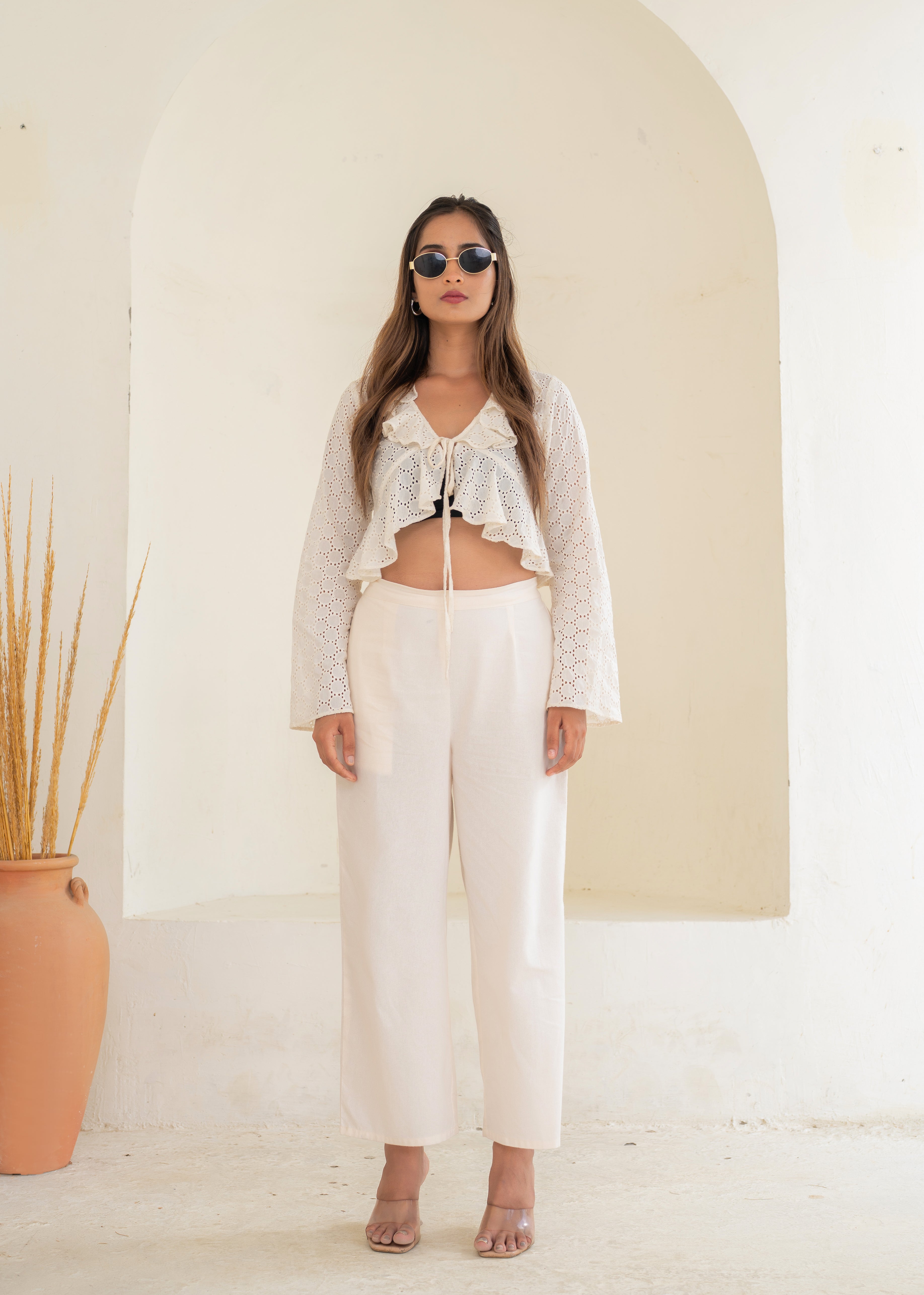 Women's Off White Solid Straight Cotton Pant with Pocket