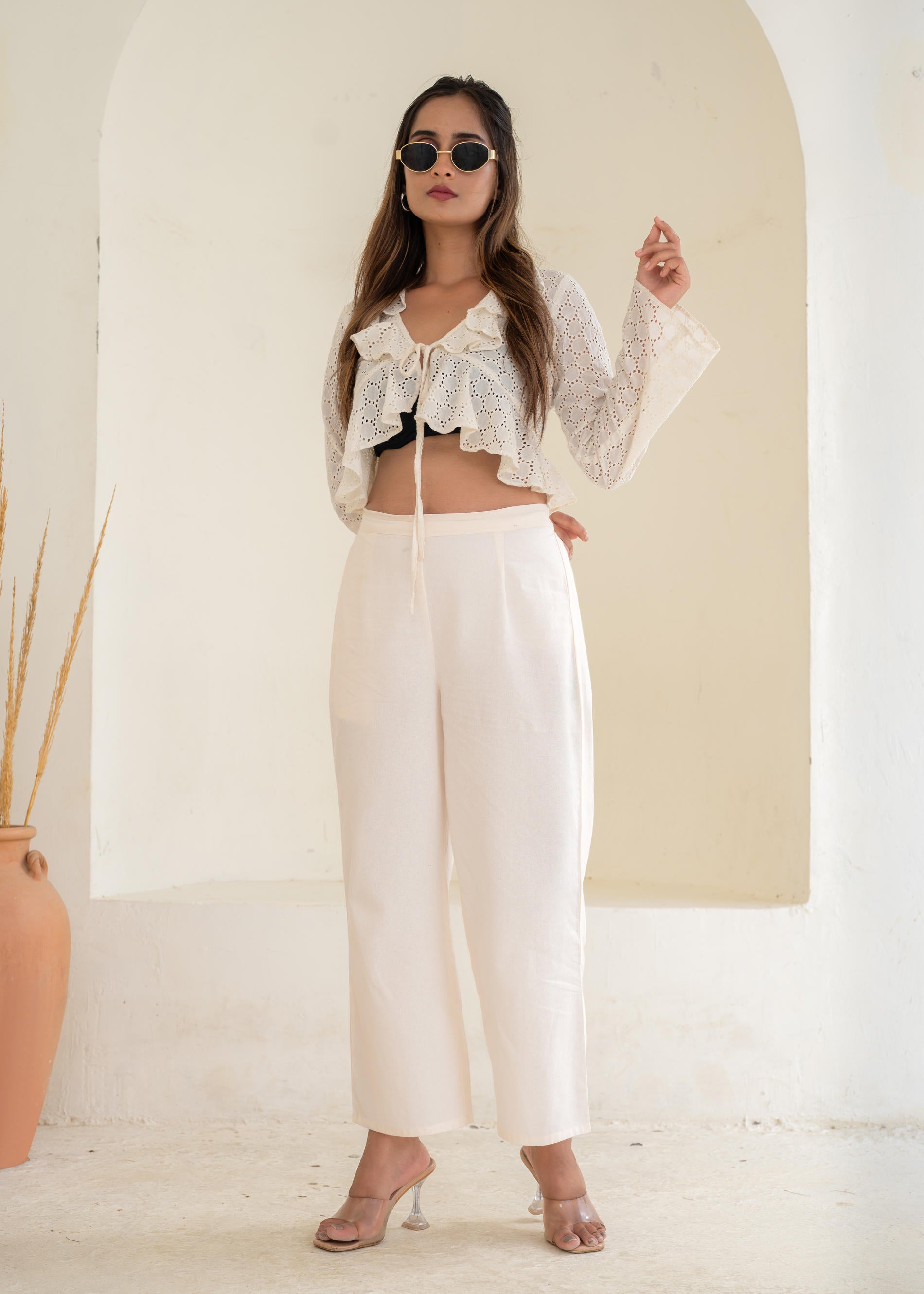 Women's Off White Solid Straight Cotton Pant with Pocket