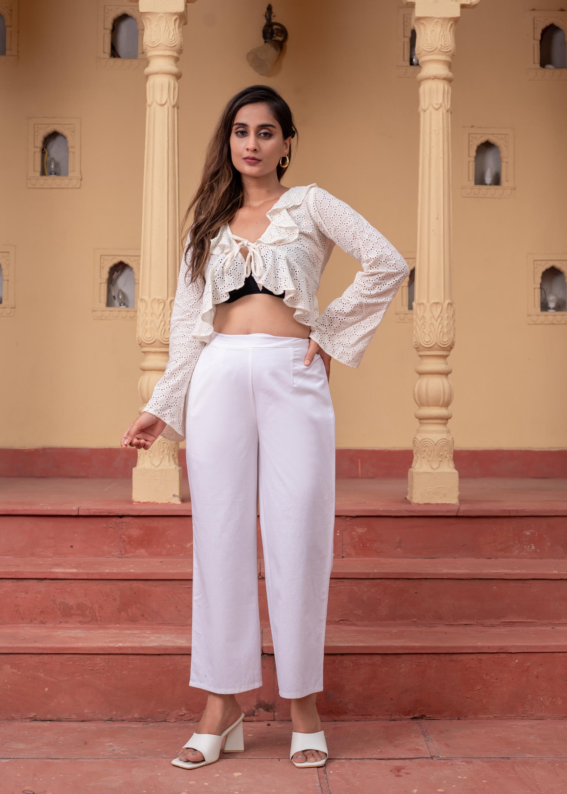 Women's White Solid Straight Cotton Pant with Pocket