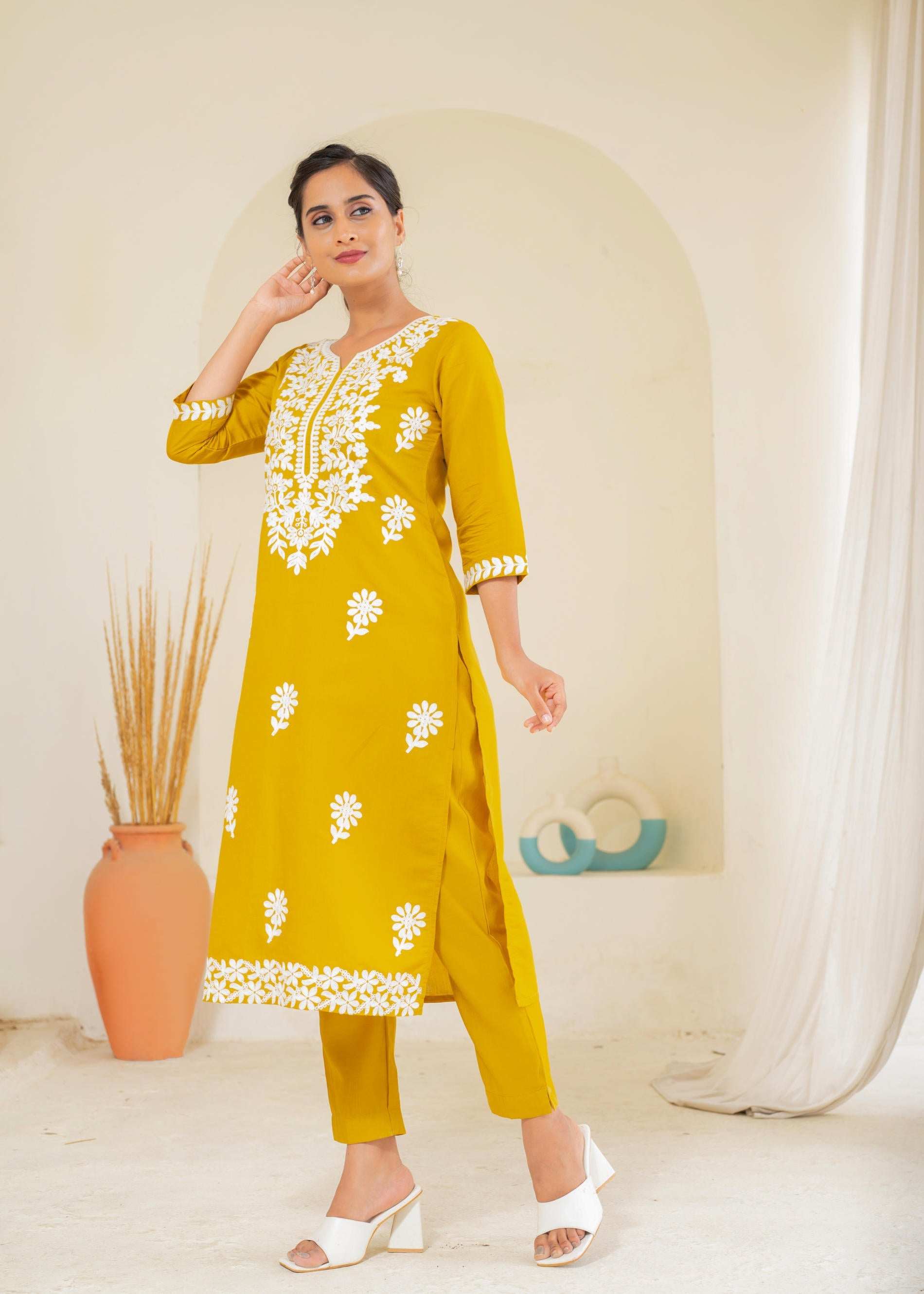 Mustard Solid Embroidered Straight Kurta Pant Set with Thread Work