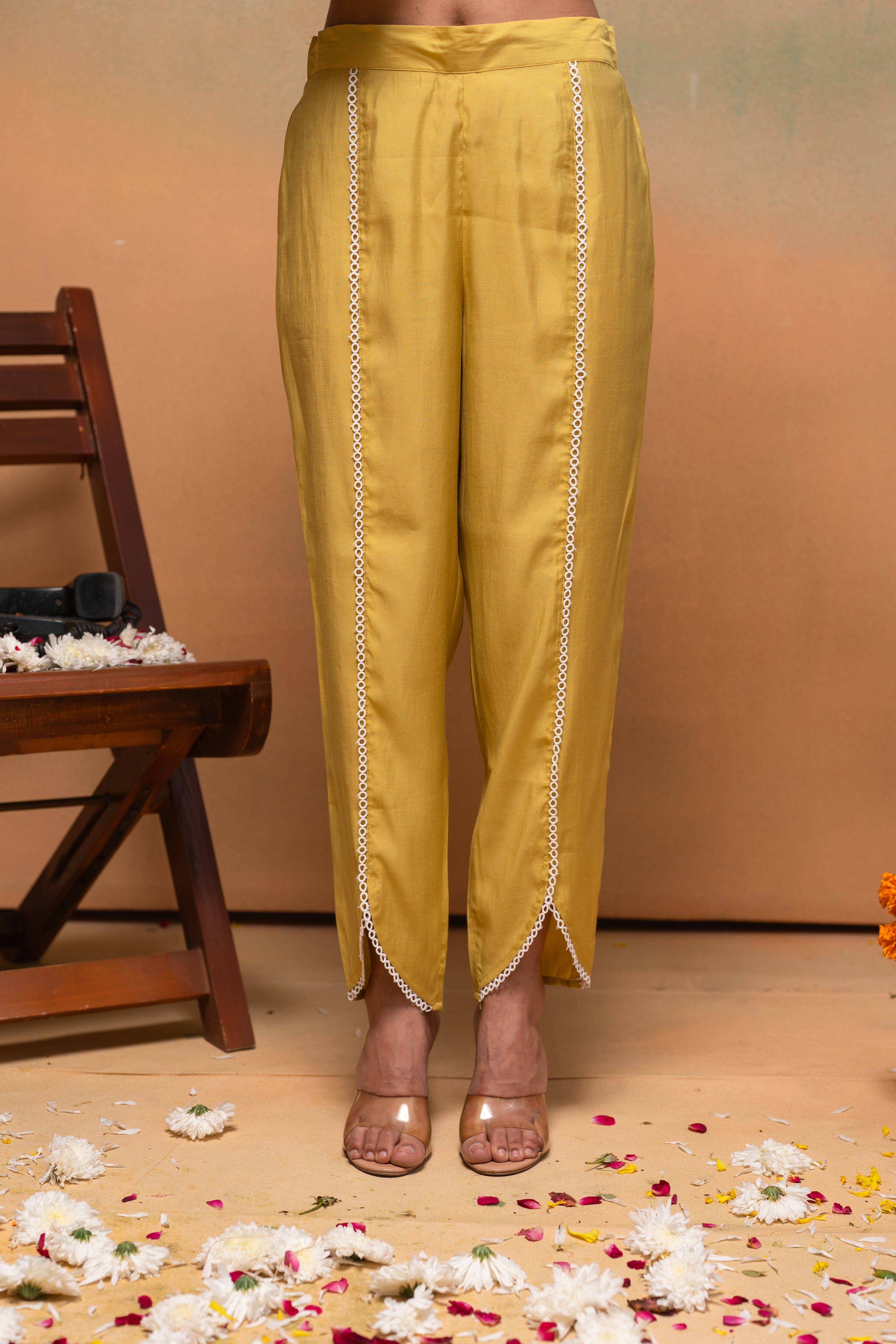 Viscose Yellow Embroidered Kurta Pant Co-ordset with Thread Work & Lace