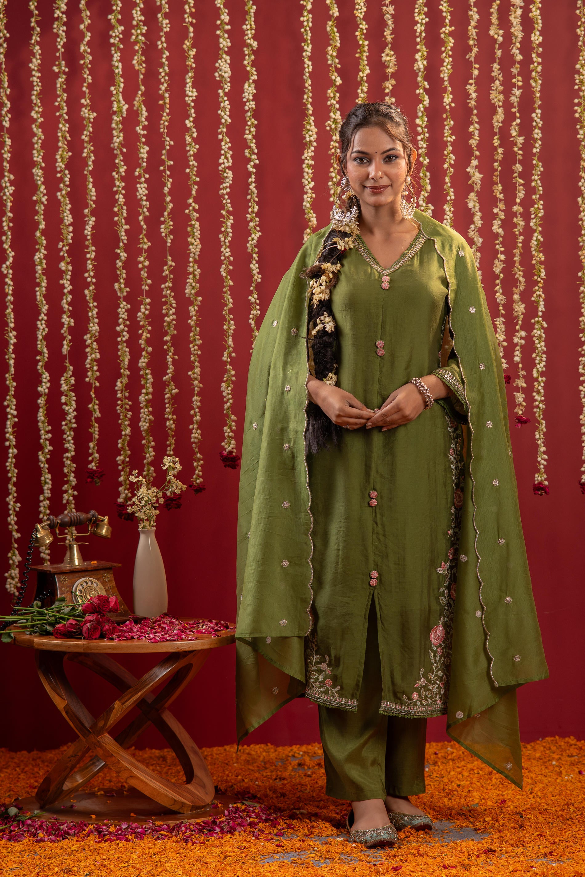 Mehndi Greenembroidered Kurta Set With Dupatta